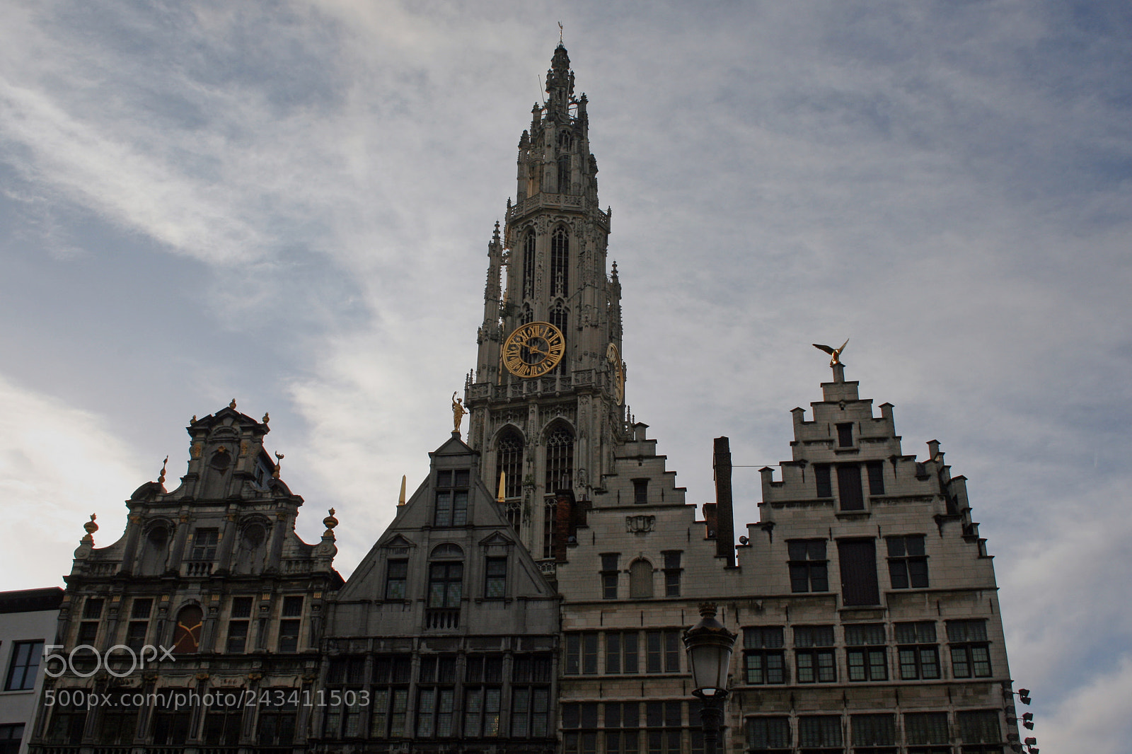 Canon EOS 400D (EOS Digital Rebel XTi / EOS Kiss Digital X) sample photo. Antwerp market square photography