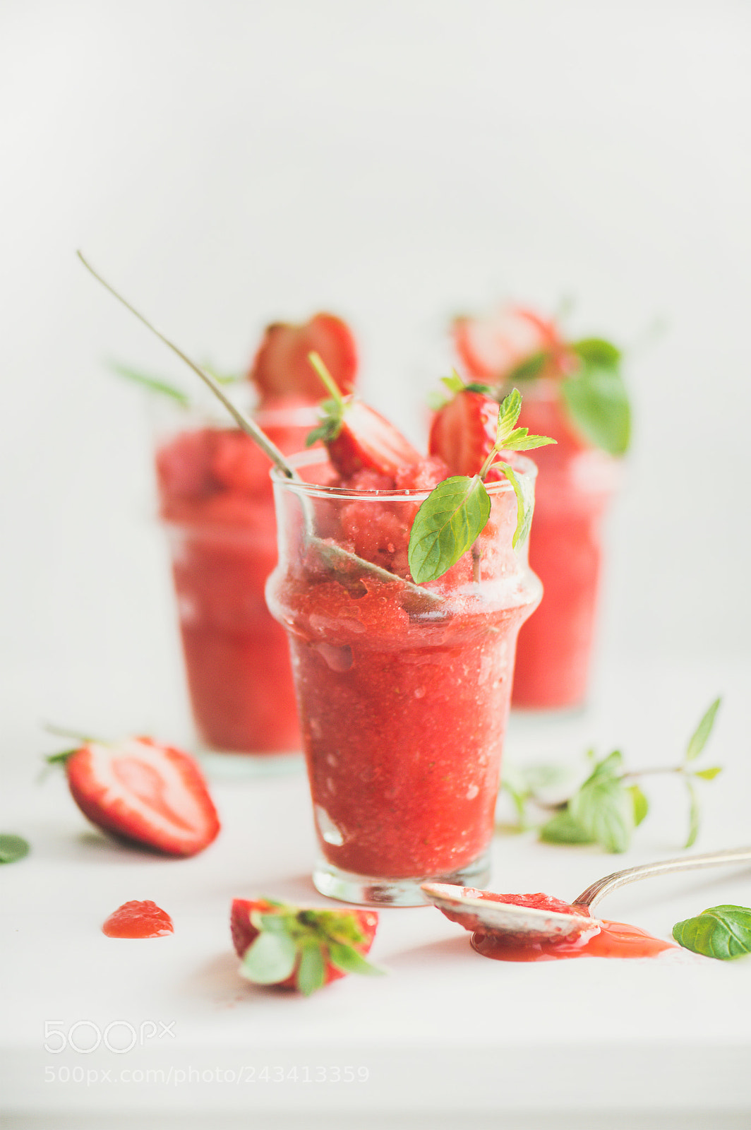 Nikon D610 sample photo. Strawberry and champaigne summer photography