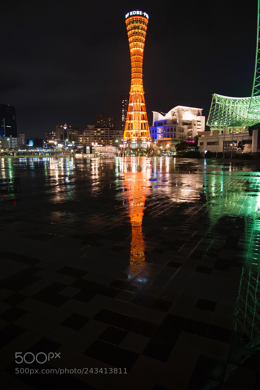 Nikon D600 sample photo. The kobe tower reflected photography