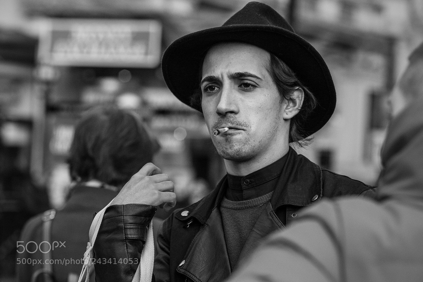 Fujifilm X-T1 sample photo. London people photography