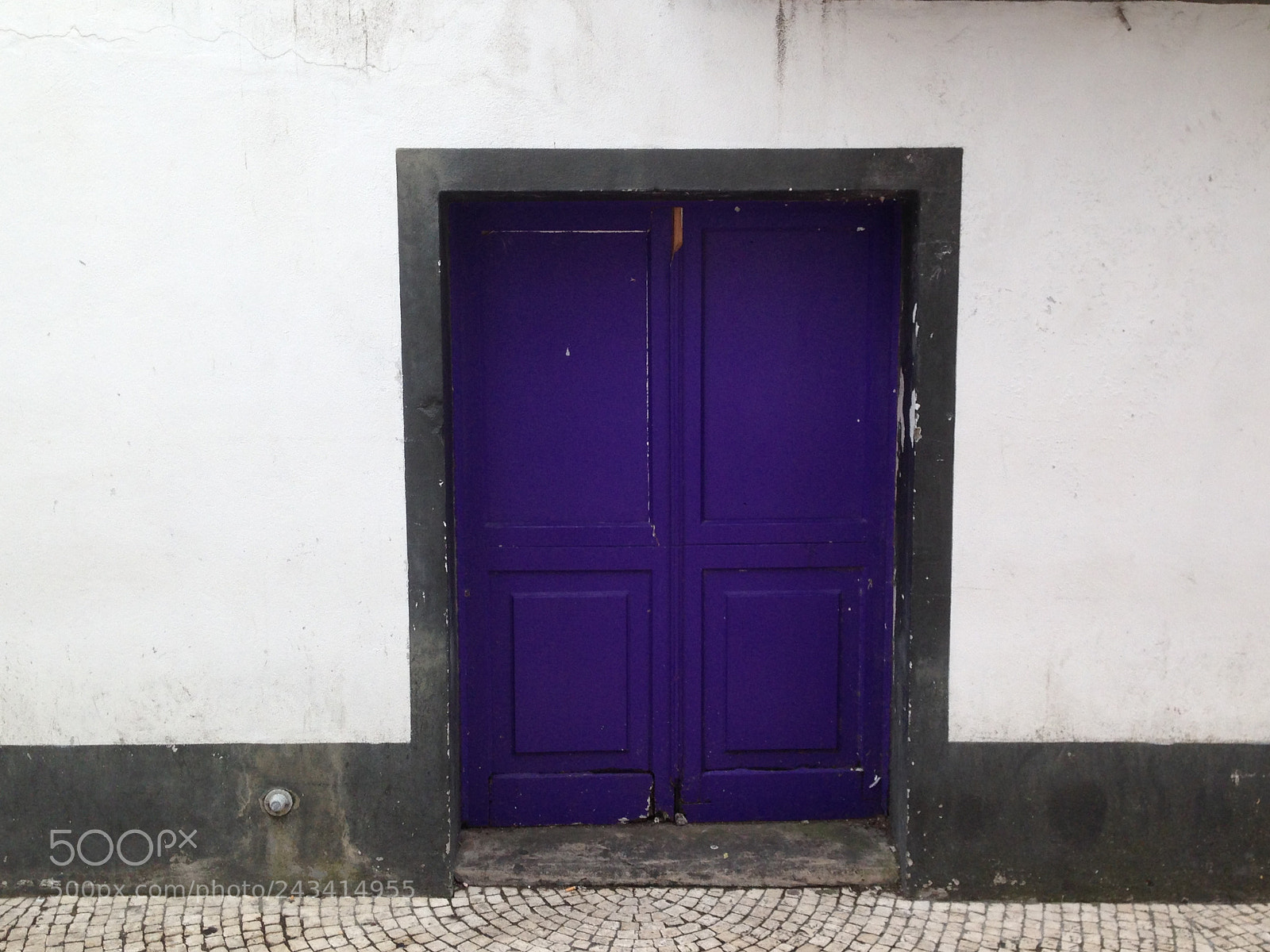 Apple iPhone 5 sample photo. Azores blue door photography
