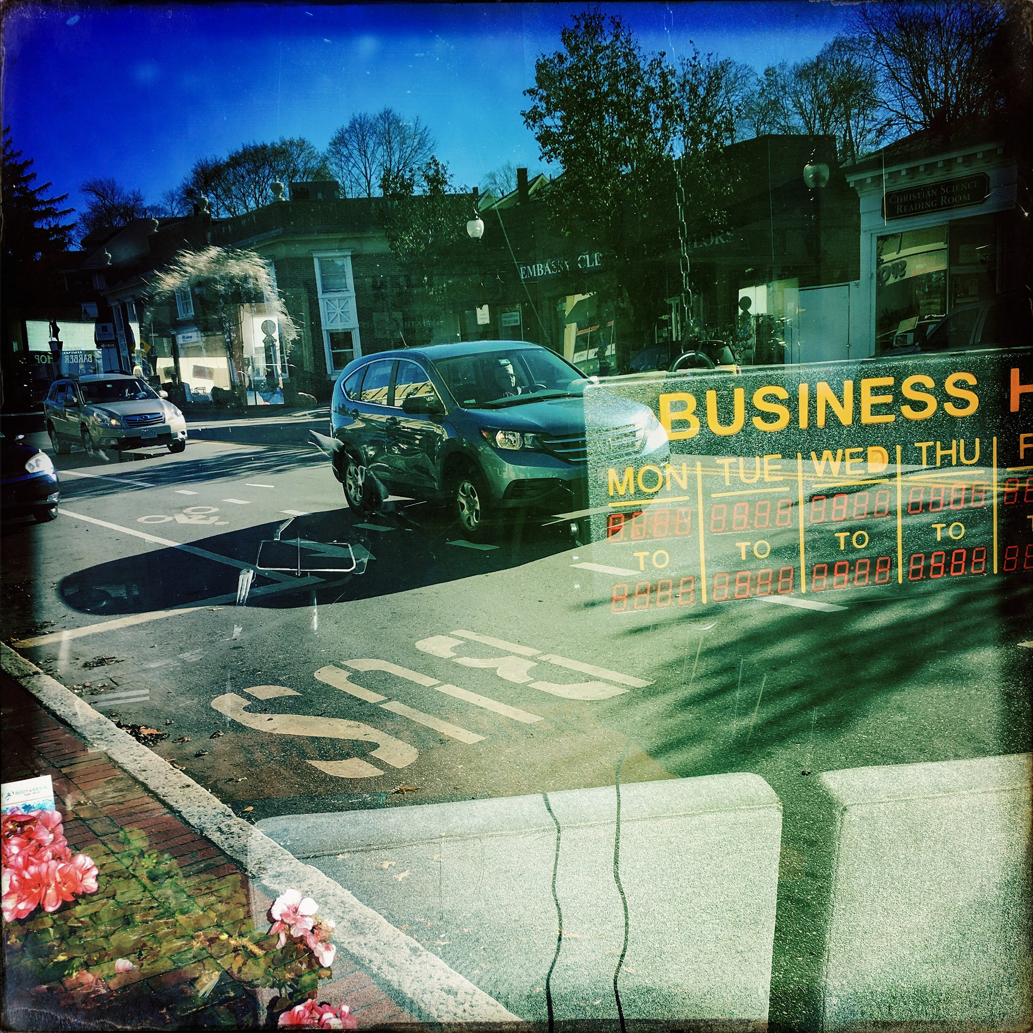Hipstamatic 339 sample photo. Nsgy5864 arlington, ma ©2018 paul light photography