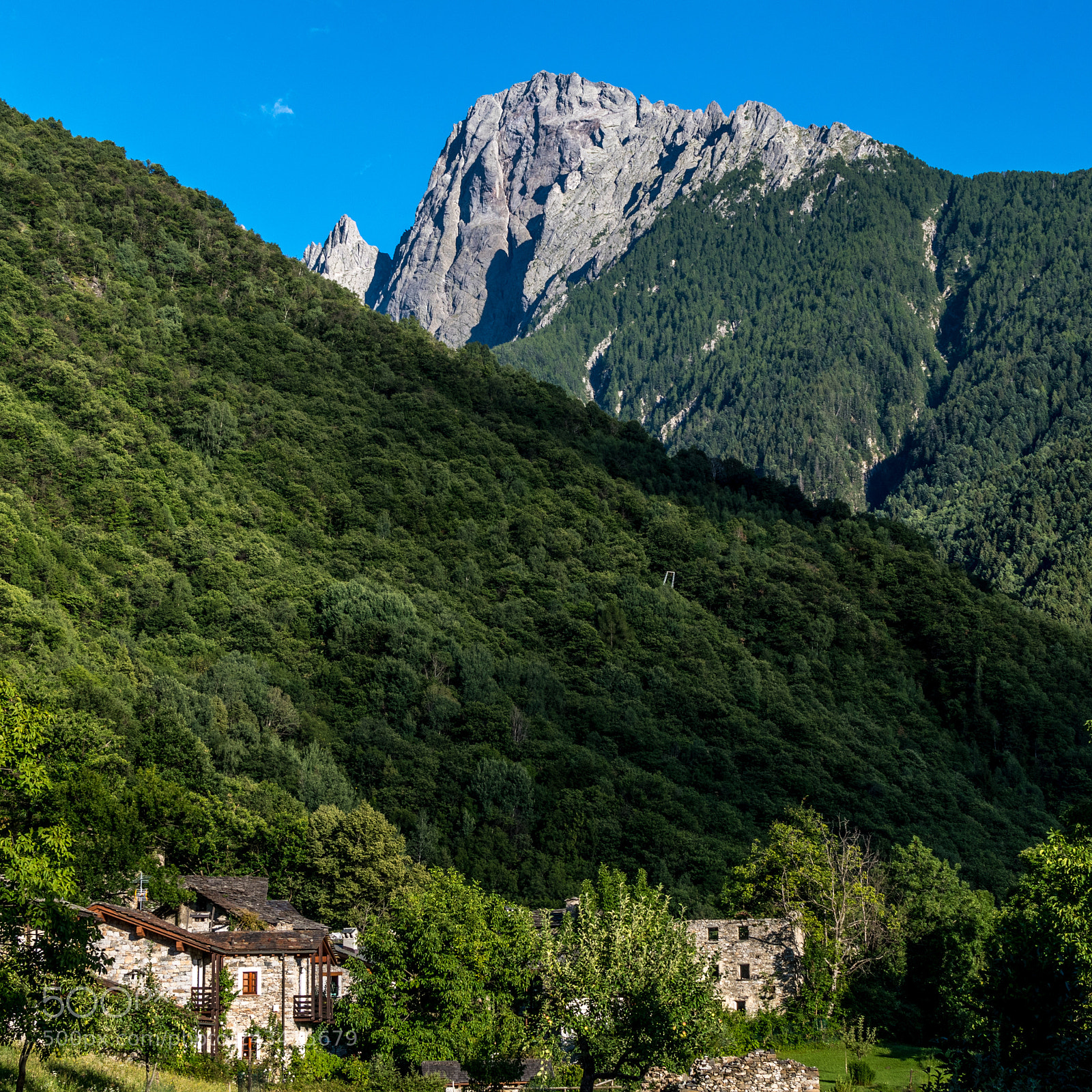 Nikon D5500 sample photo. Mountain village photography