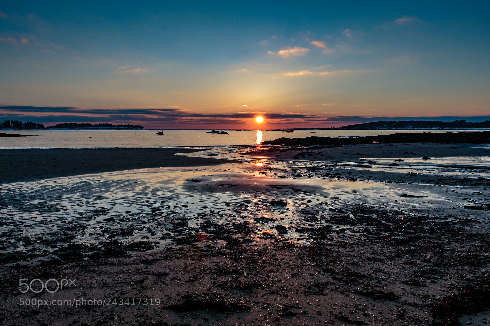 Canon EOS 700D (EOS Rebel T5i / EOS Kiss X7i) sample photo. Sunset at low tide photography