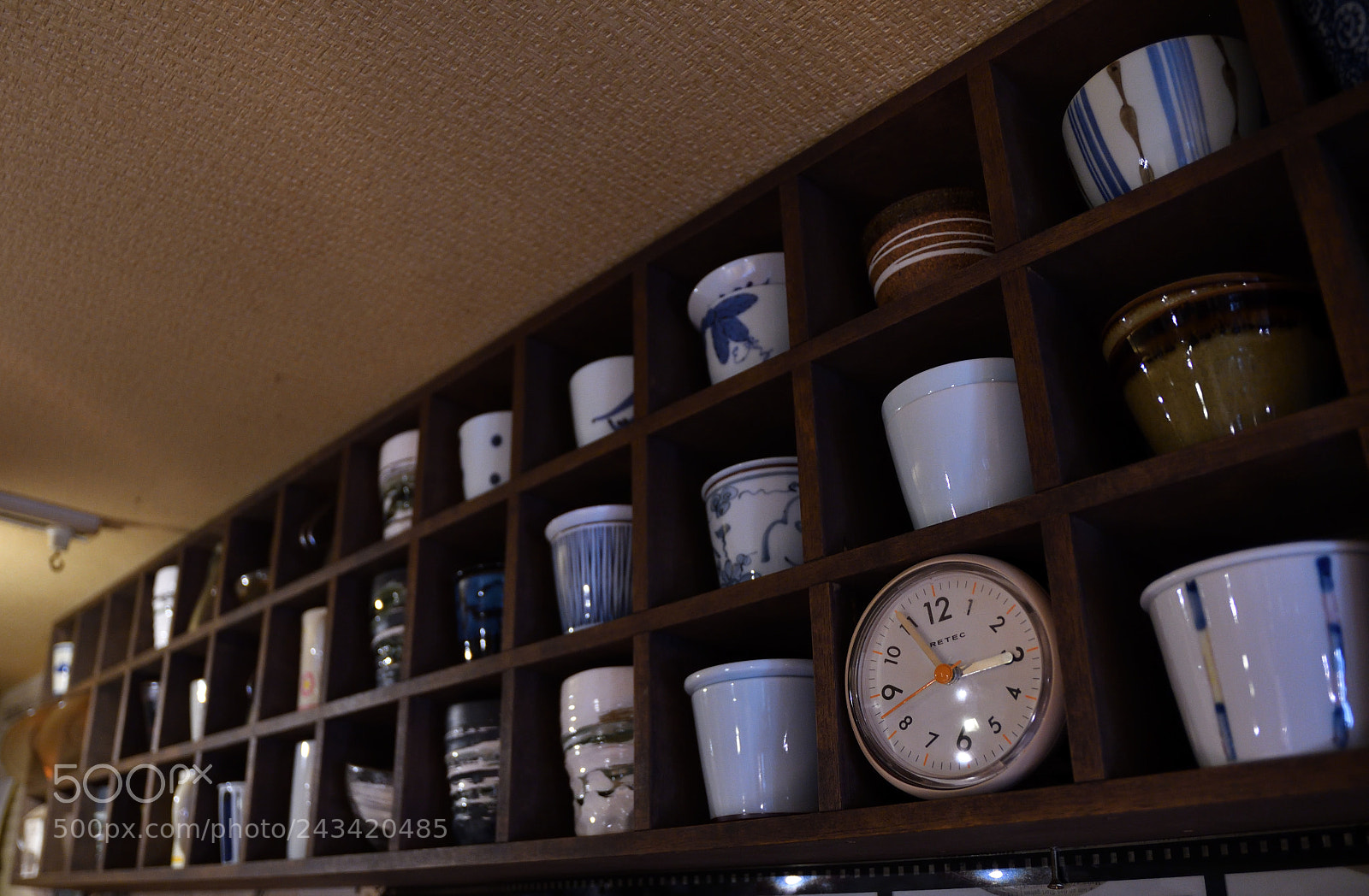 Nikon D500 sample photo. Teacup shelf photography