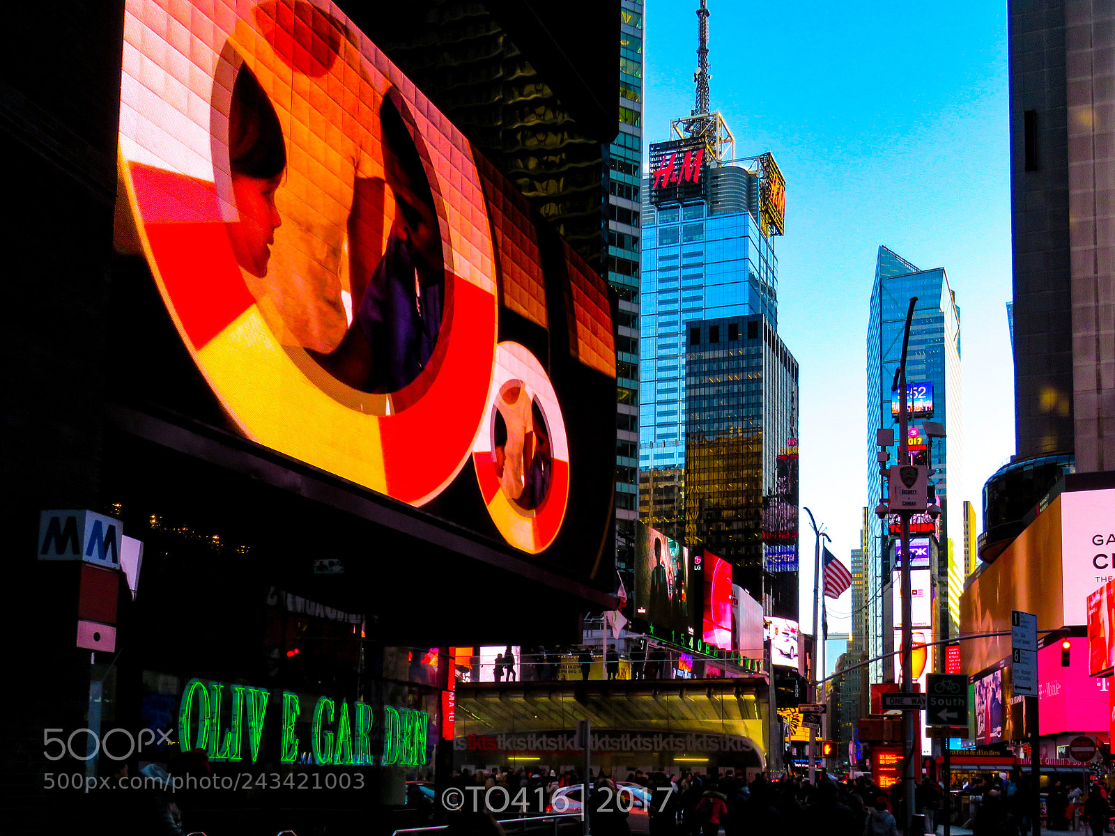 Canon PowerShot SX60 HS sample photo. Times square photography