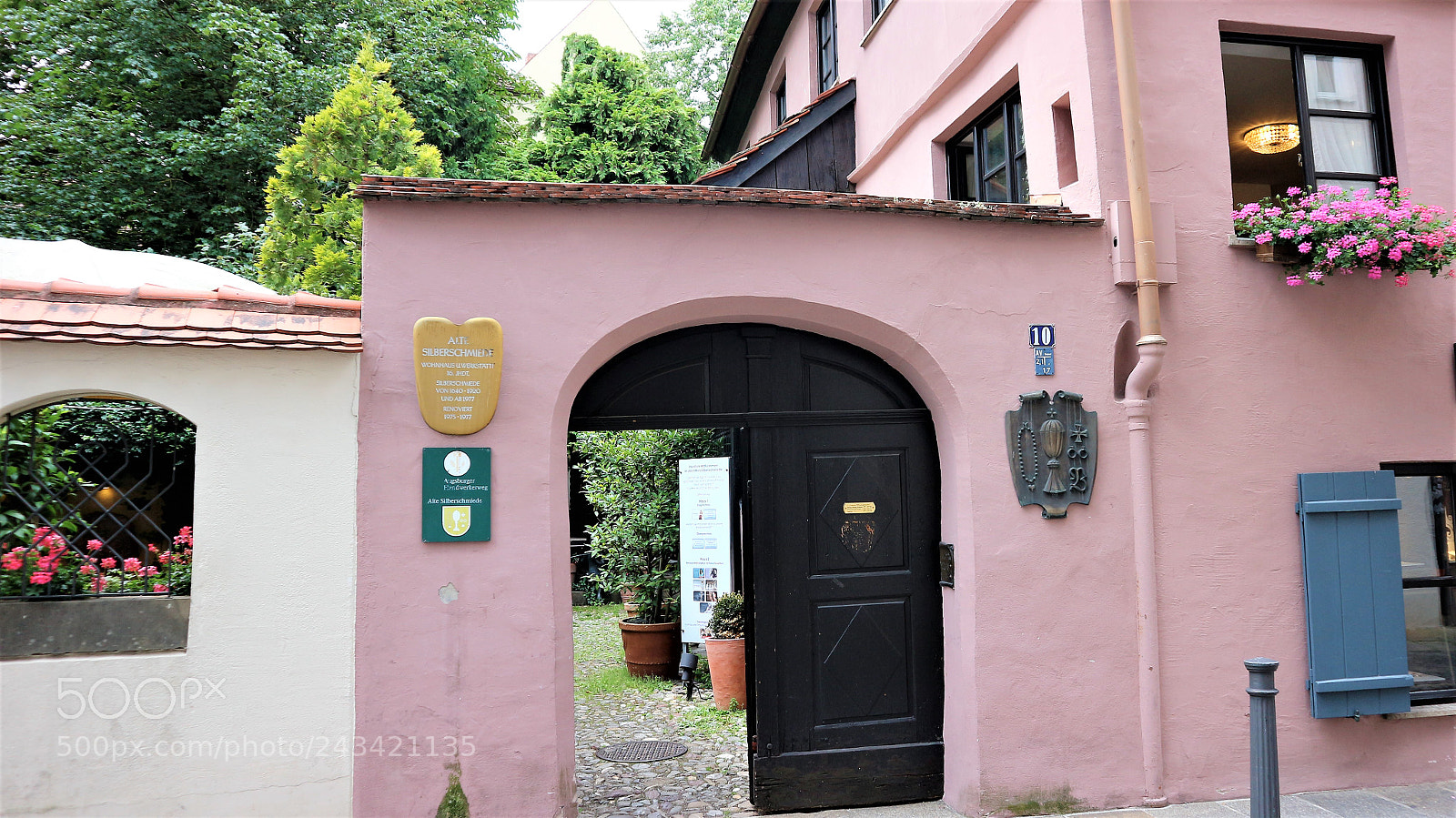 Canon EOS M10 sample photo. Augsburg alte silberschmiede photography
