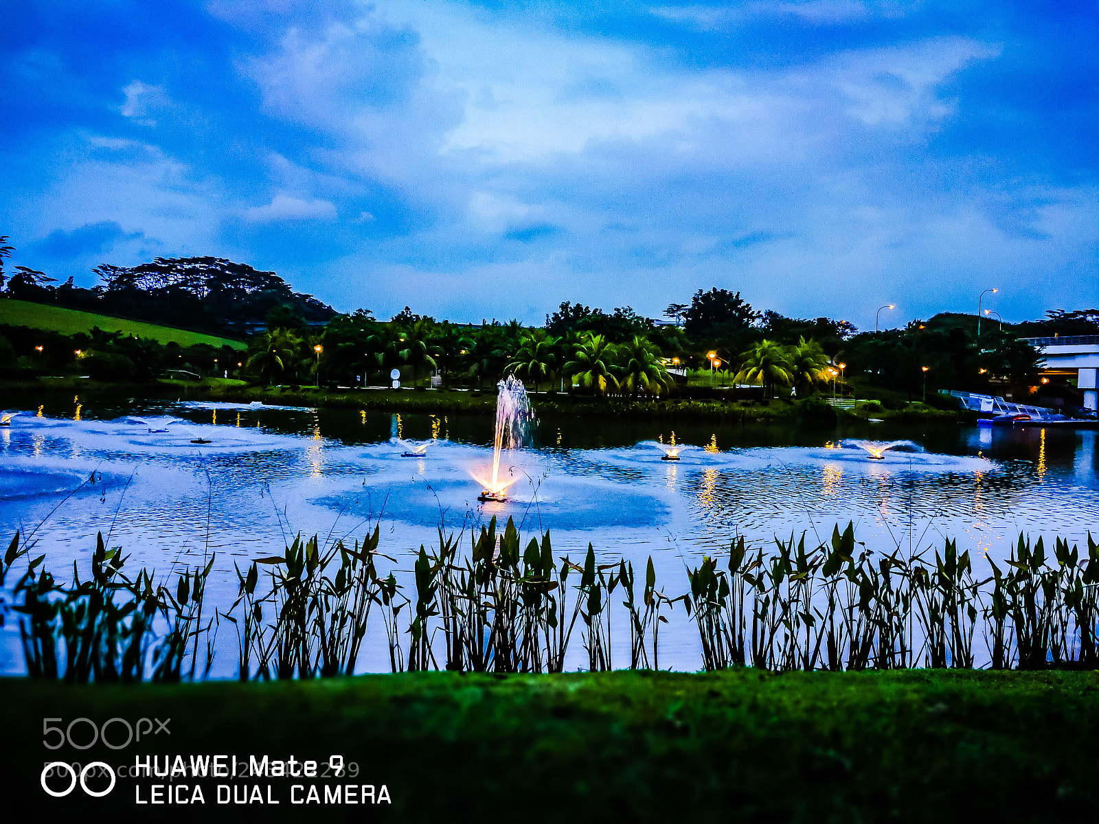 HUAWEI Mate 9 sample photo. Vibrant evening photography