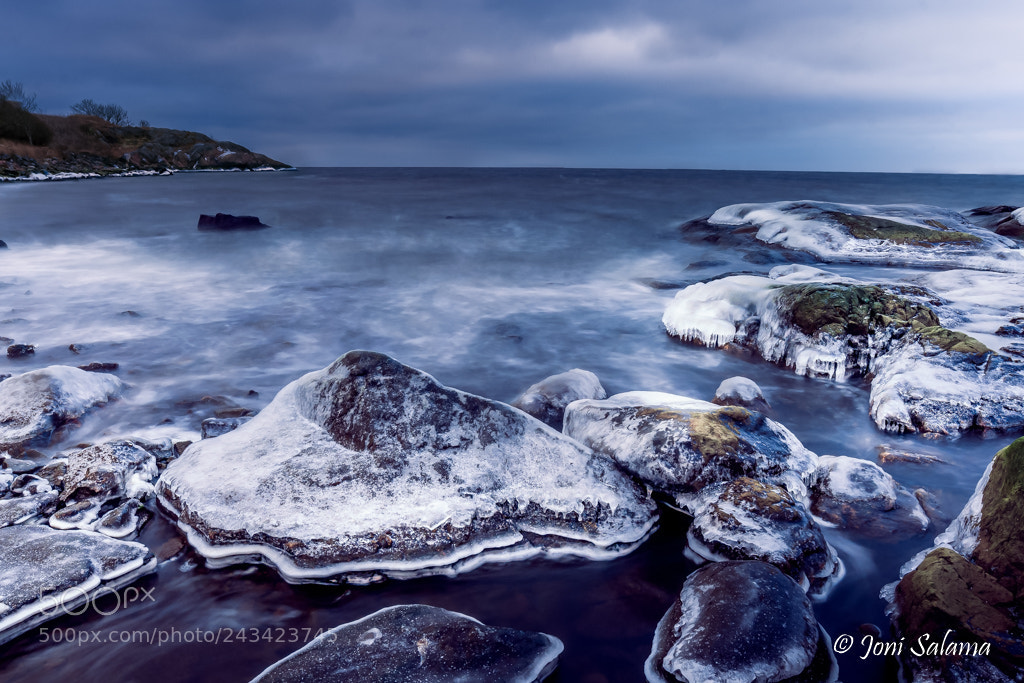 Sony Alpha DSLR-A700 sample photo. Icy rocks photography