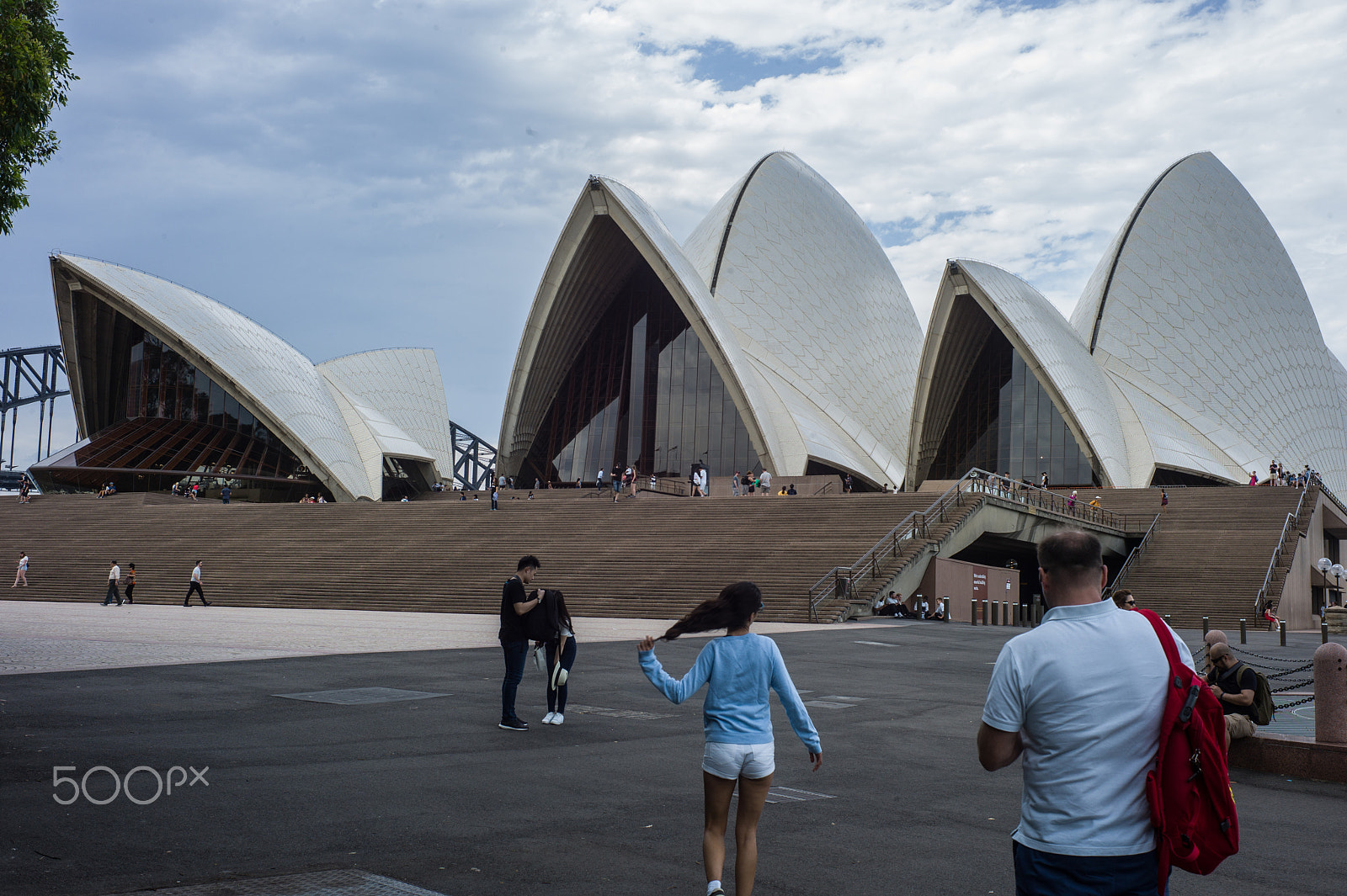 Leica M9 + Summicron-M 50mm f/2 (III) sample photo. Opera house photography