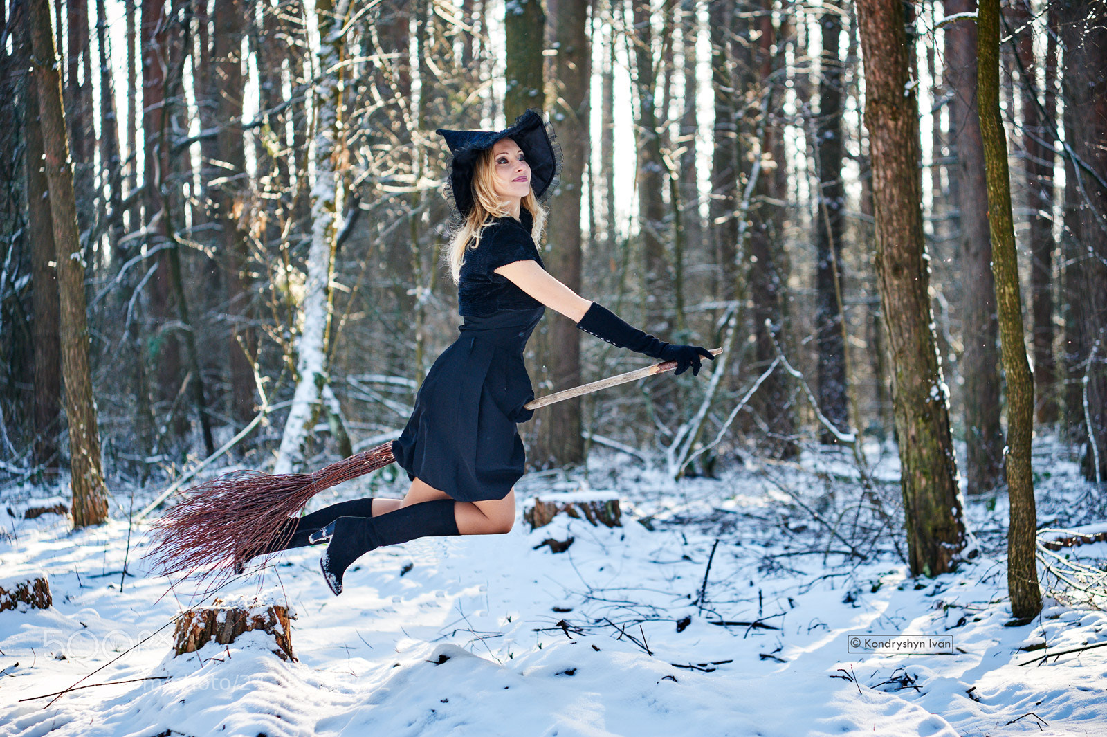 Nikon D700 sample photo. Witch in flight photography