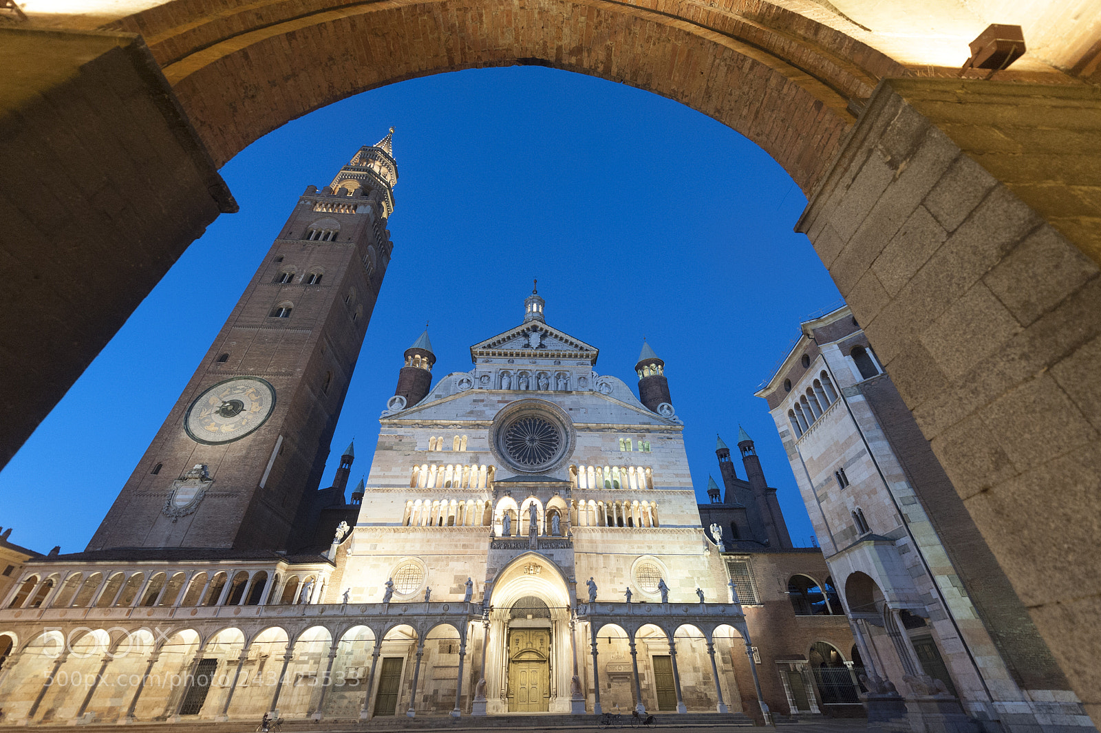 Nikon D700 sample photo. Cremona, duomo photography