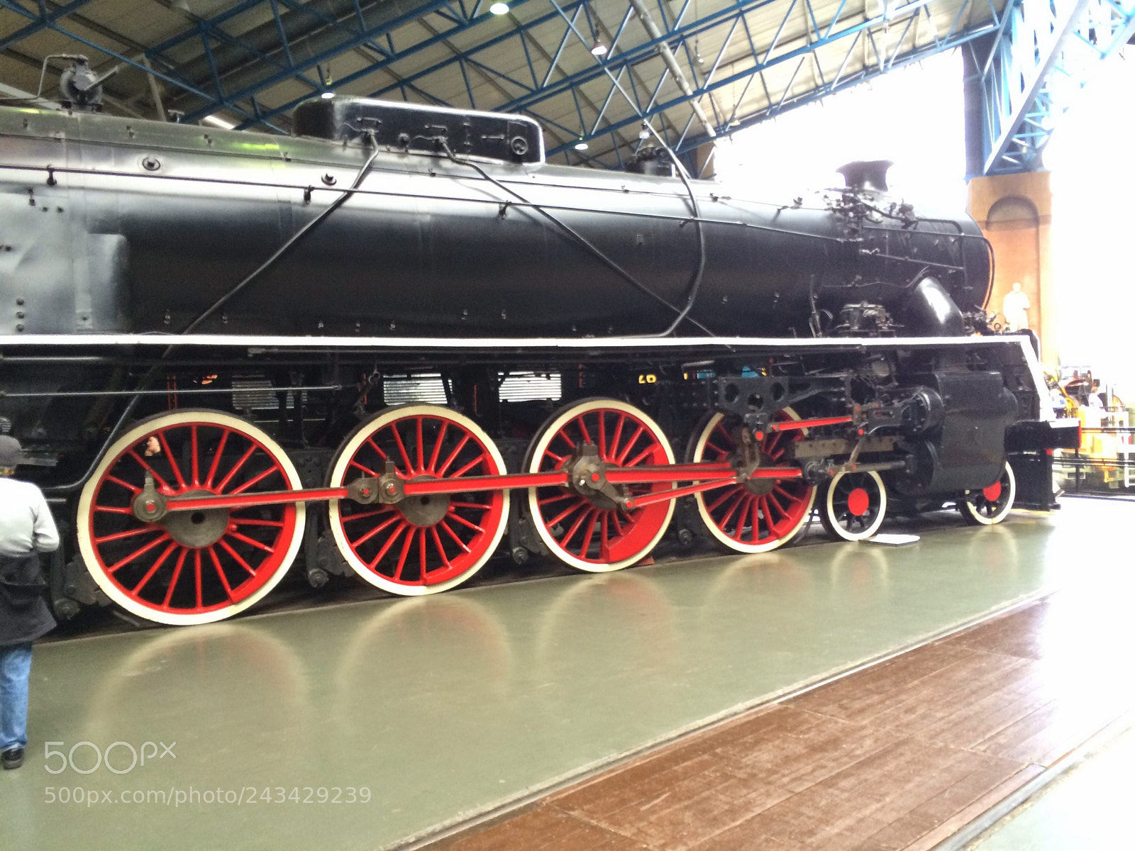 Apple iPhone 5s sample photo. Railway museum photography