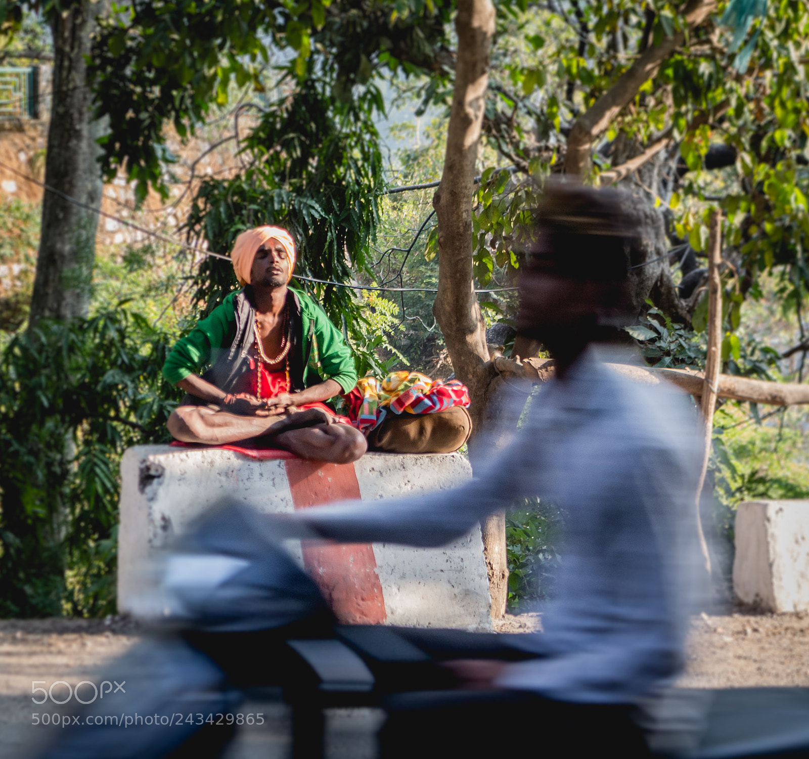 Canon EOS 700D (EOS Rebel T5i / EOS Kiss X7i) sample photo. Opposite realities photography