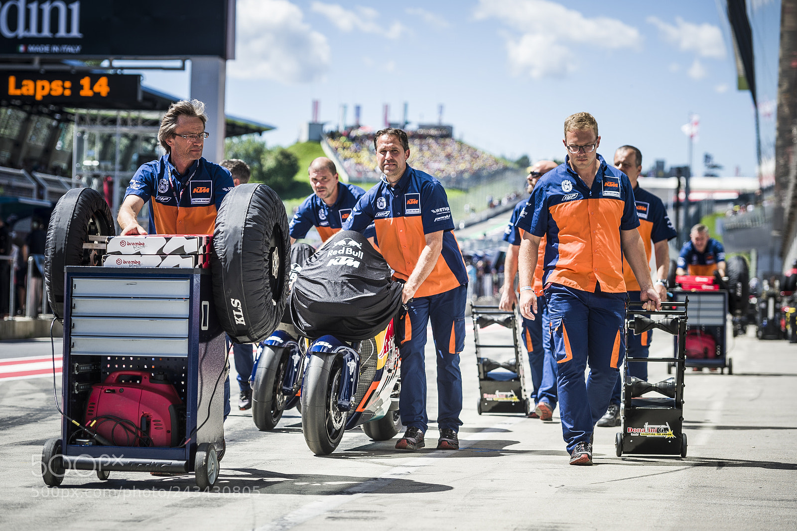 Nikon D4 sample photo. Staff mechanics ktm rc16 photography