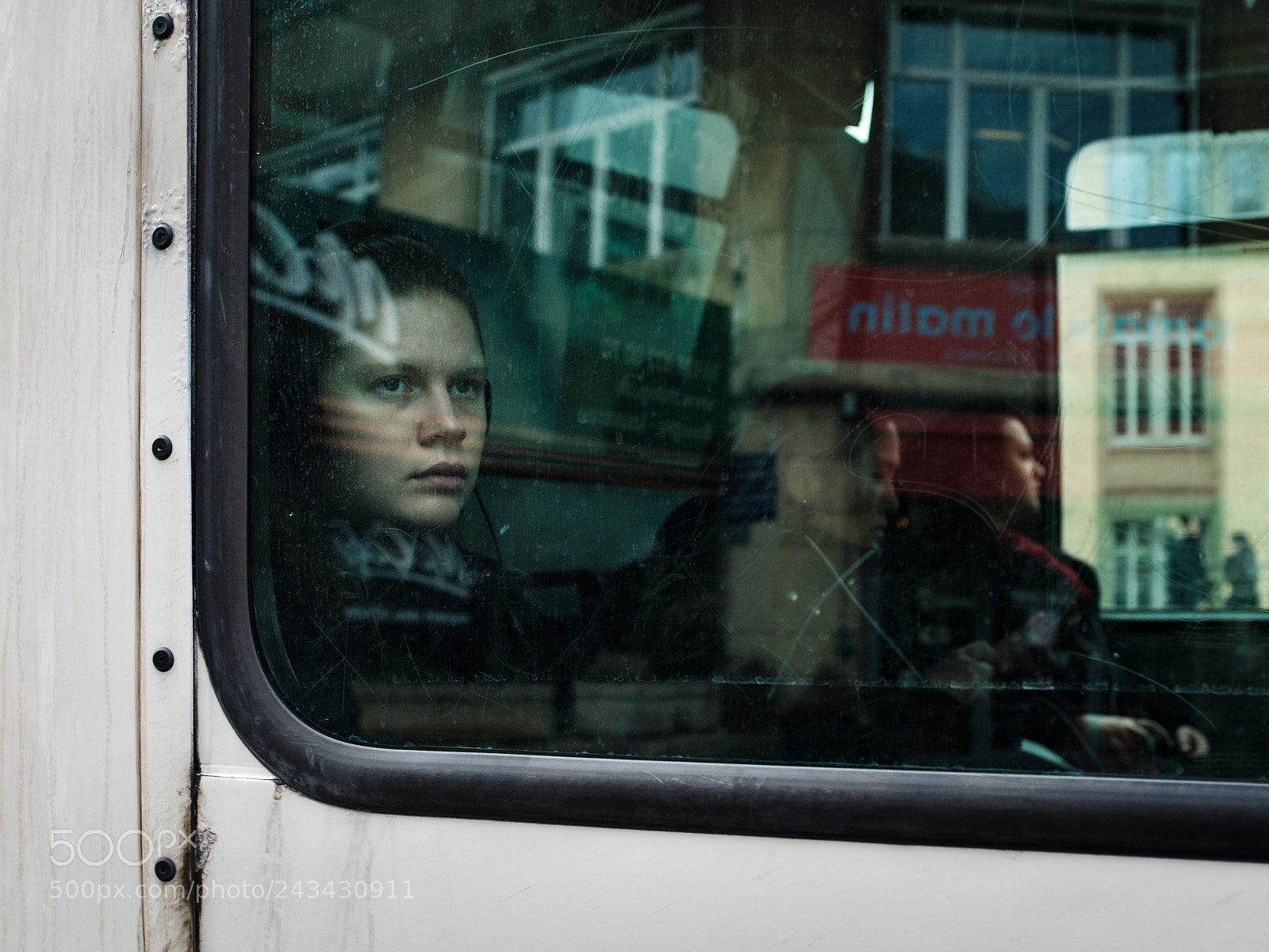 Fujifilm X100F sample photo. Street people photography