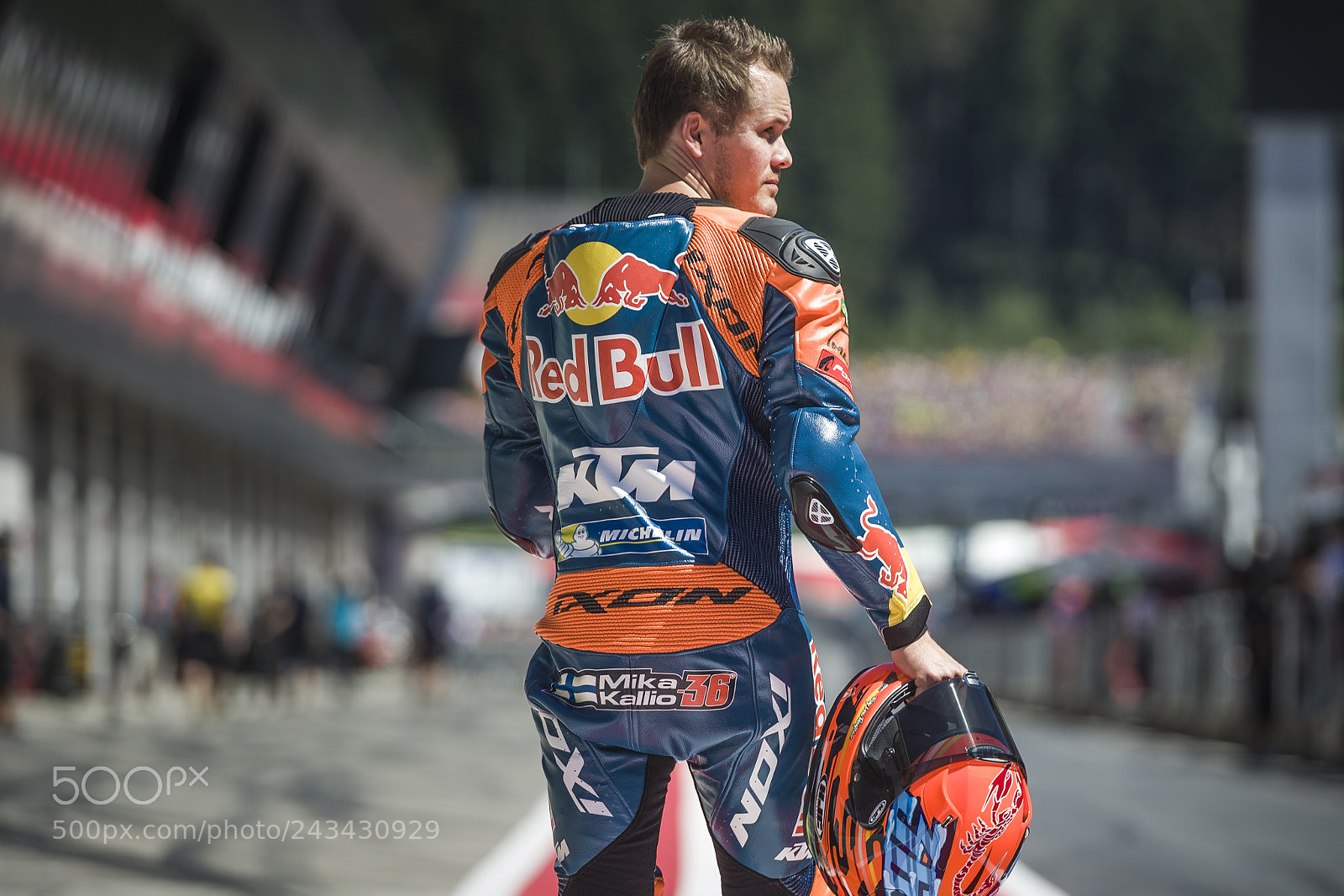 Nikon D4 sample photo. Mika kallio pit lane photography