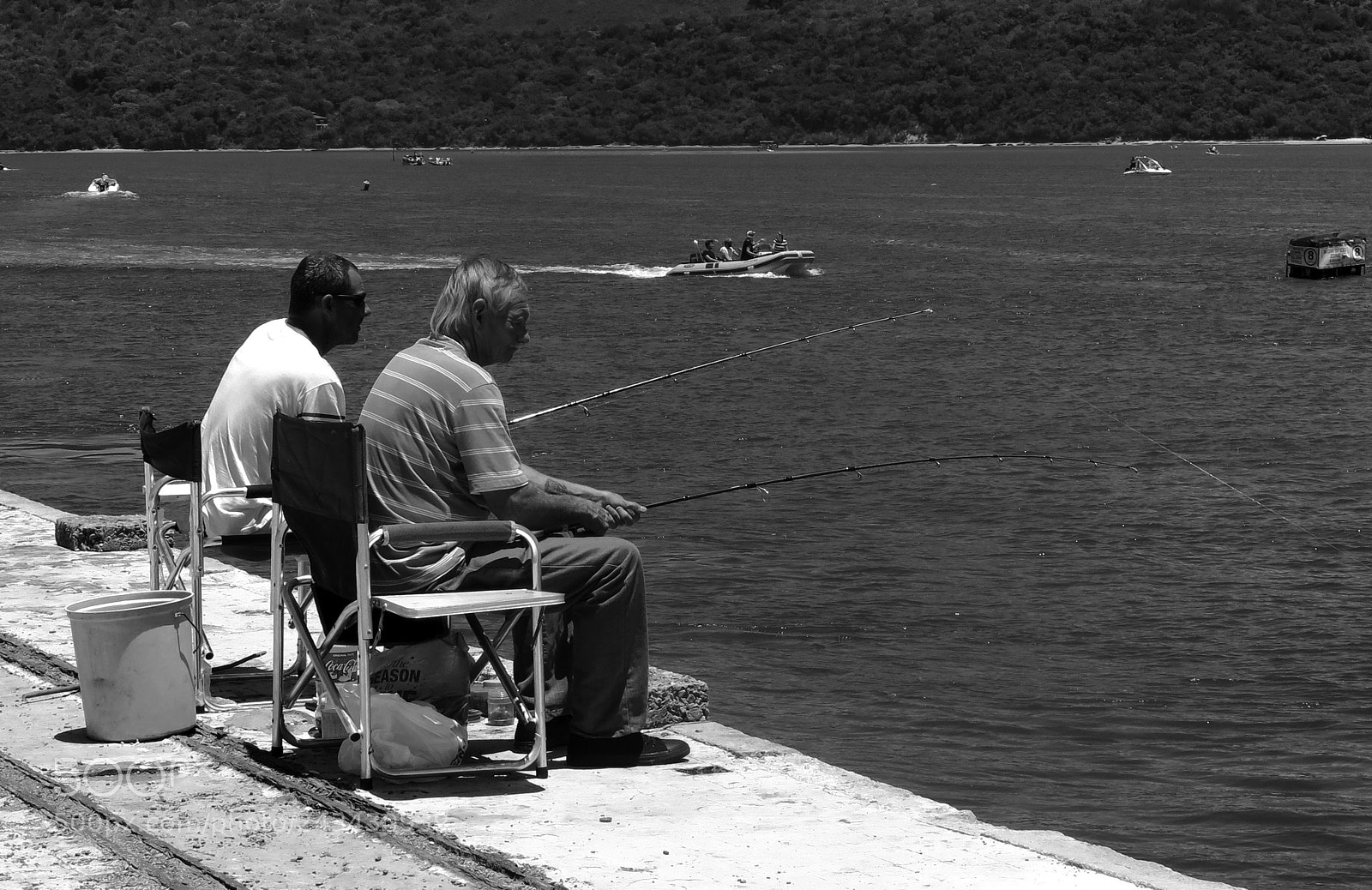 Canon PowerShot G16 sample photo. Fishing bw photography