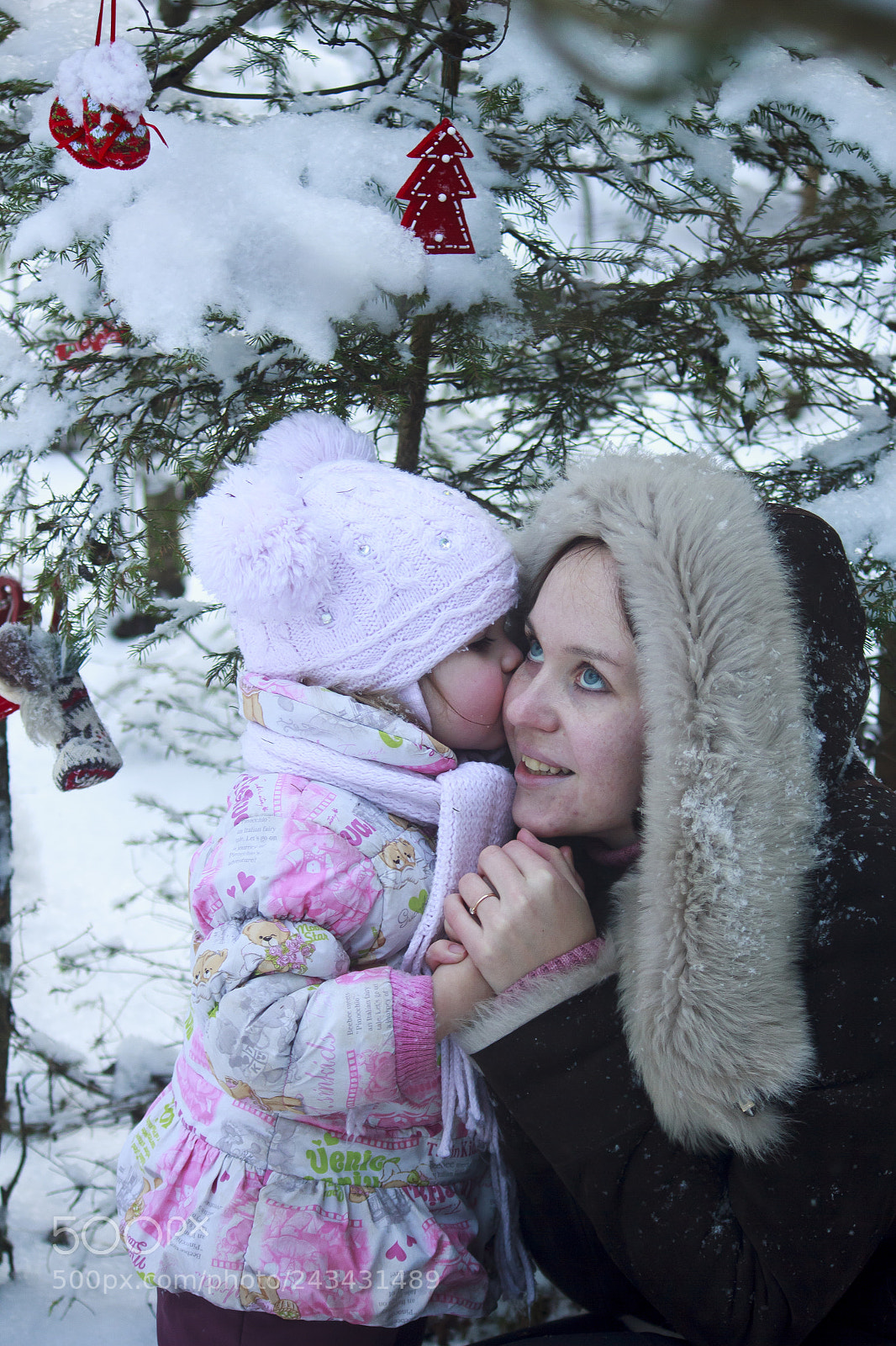 Canon EOS 550D (EOS Rebel T2i / EOS Kiss X4) sample photo. Happy new year mom! photography
