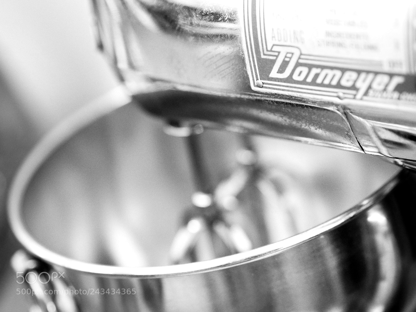 Panasonic Lumix DMC-GX85 (Lumix DMC-GX80 / Lumix DMC-GX7 Mark II) sample photo. Beaten photography