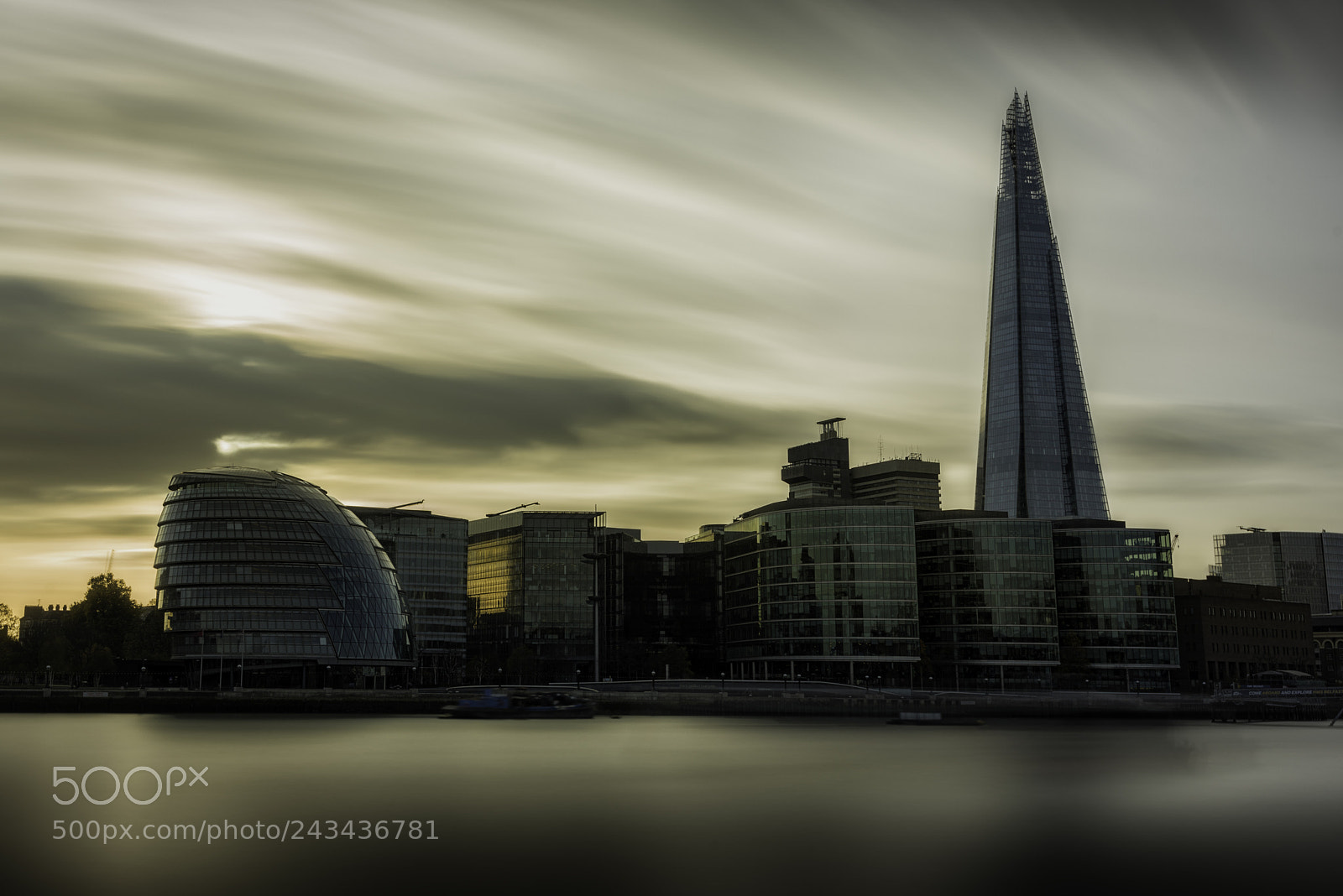Nikon D800 sample photo. London at peace photography