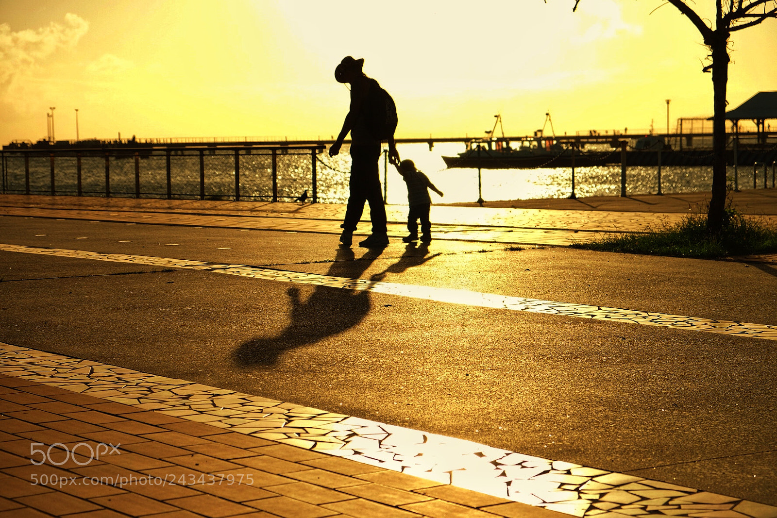 Fujifilm X-T10 sample photo. Promenade photography