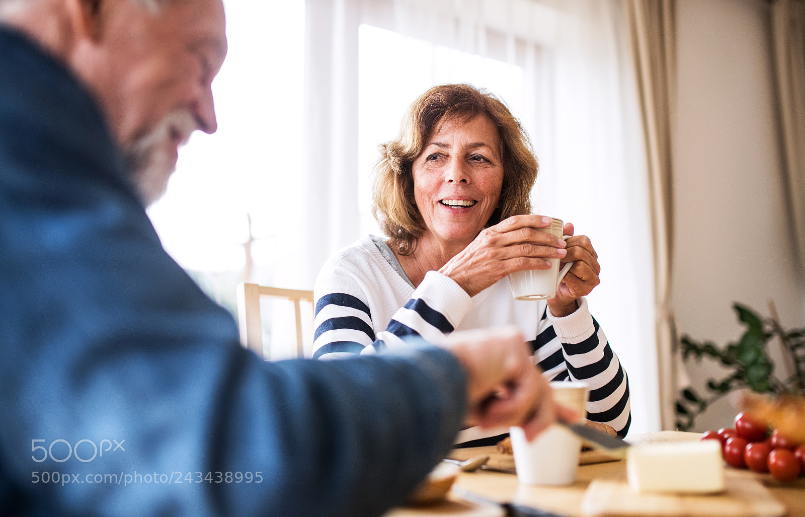 Nikon D5 sample photo. Senior couple eating breakfast photography