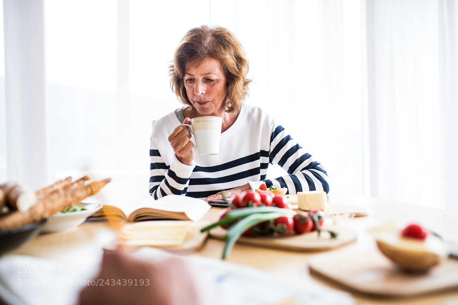 Nikon D5 sample photo. Senior woman eating breakfast photography