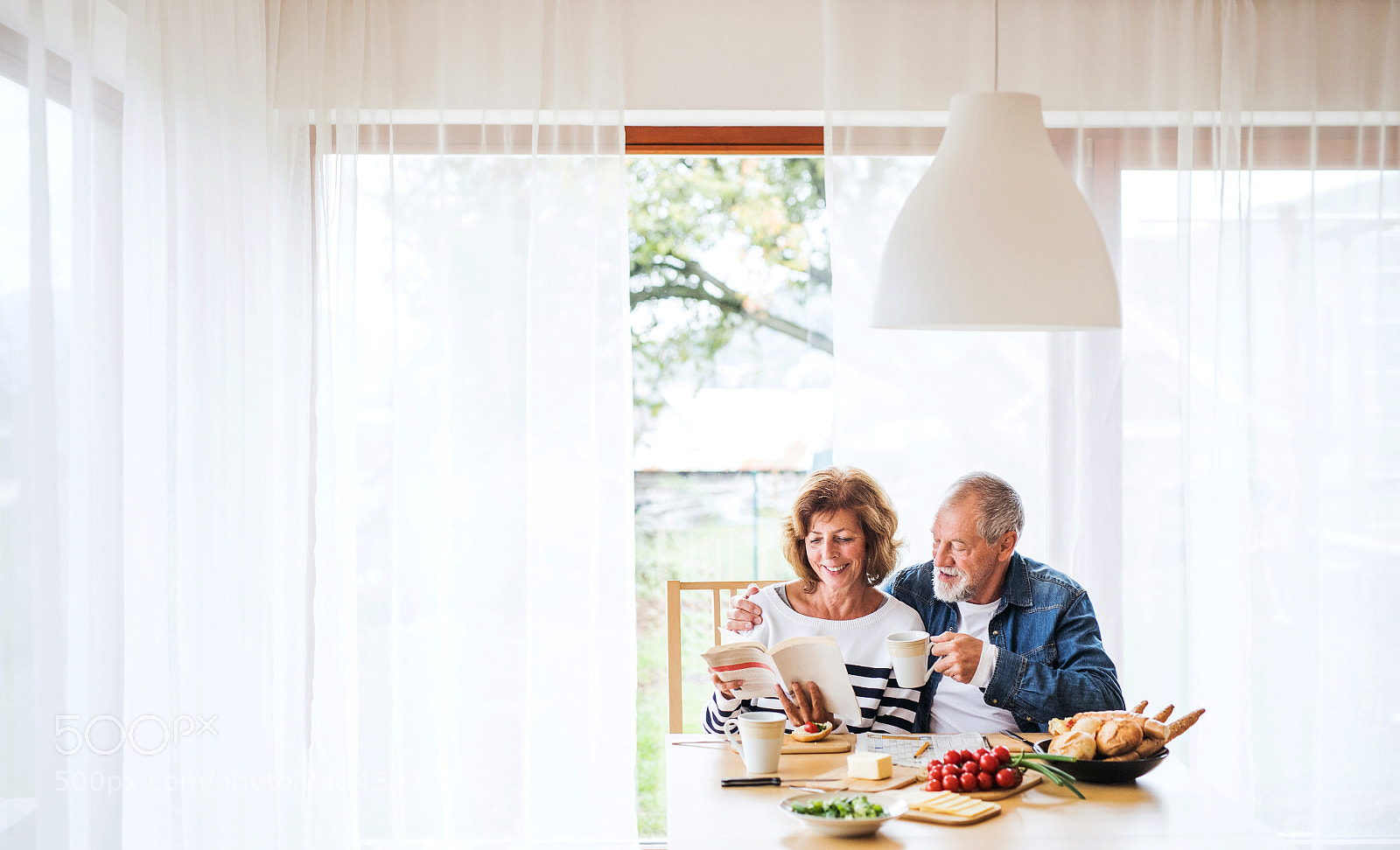 Nikon D5 sample photo. Senior couple eating breakfast photography