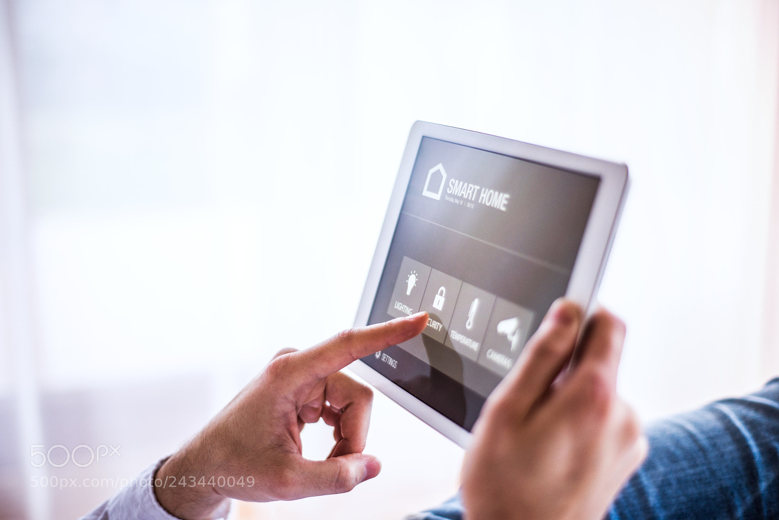 Nikon D800 sample photo. A tablet with smart photography