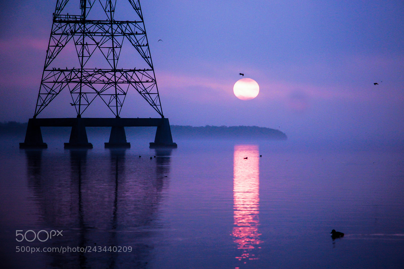 Canon EOS 600D (Rebel EOS T3i / EOS Kiss X5) sample photo. Tower sunrise photography