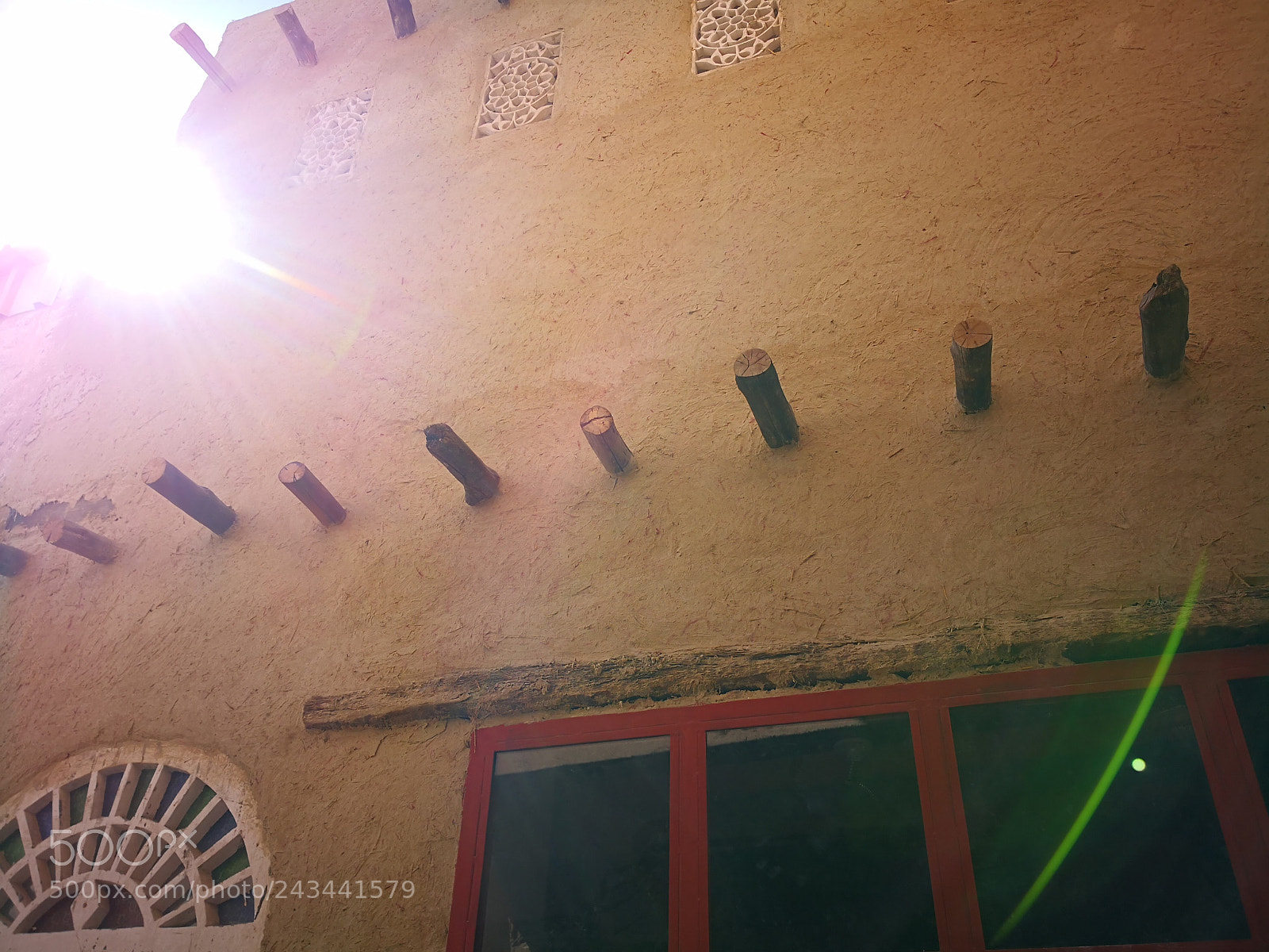 HUAWEI Mate 10 sample photo. Sunlight is something that photography