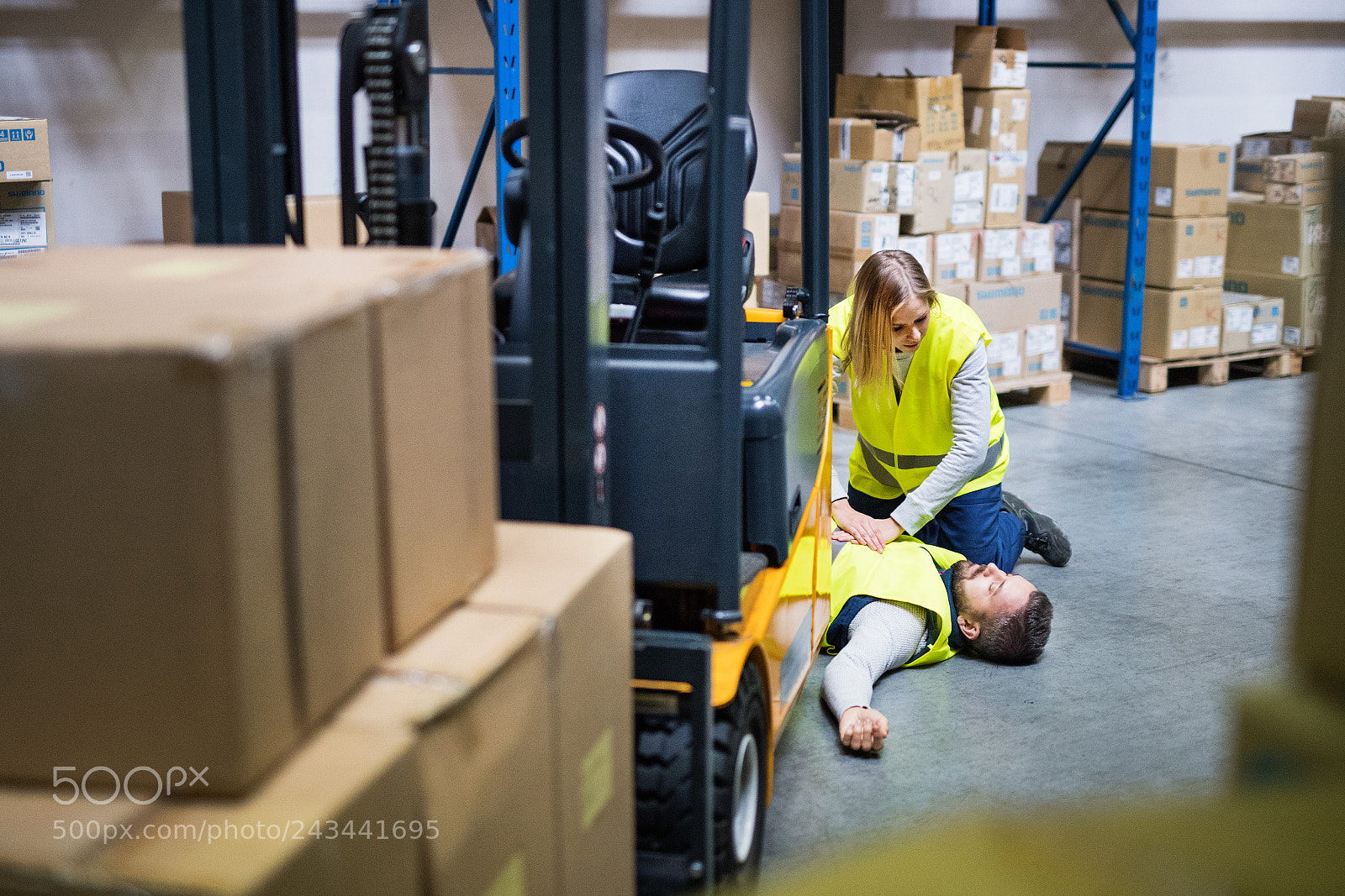 Nikon D5 sample photo. Warehouse workers after an photography
