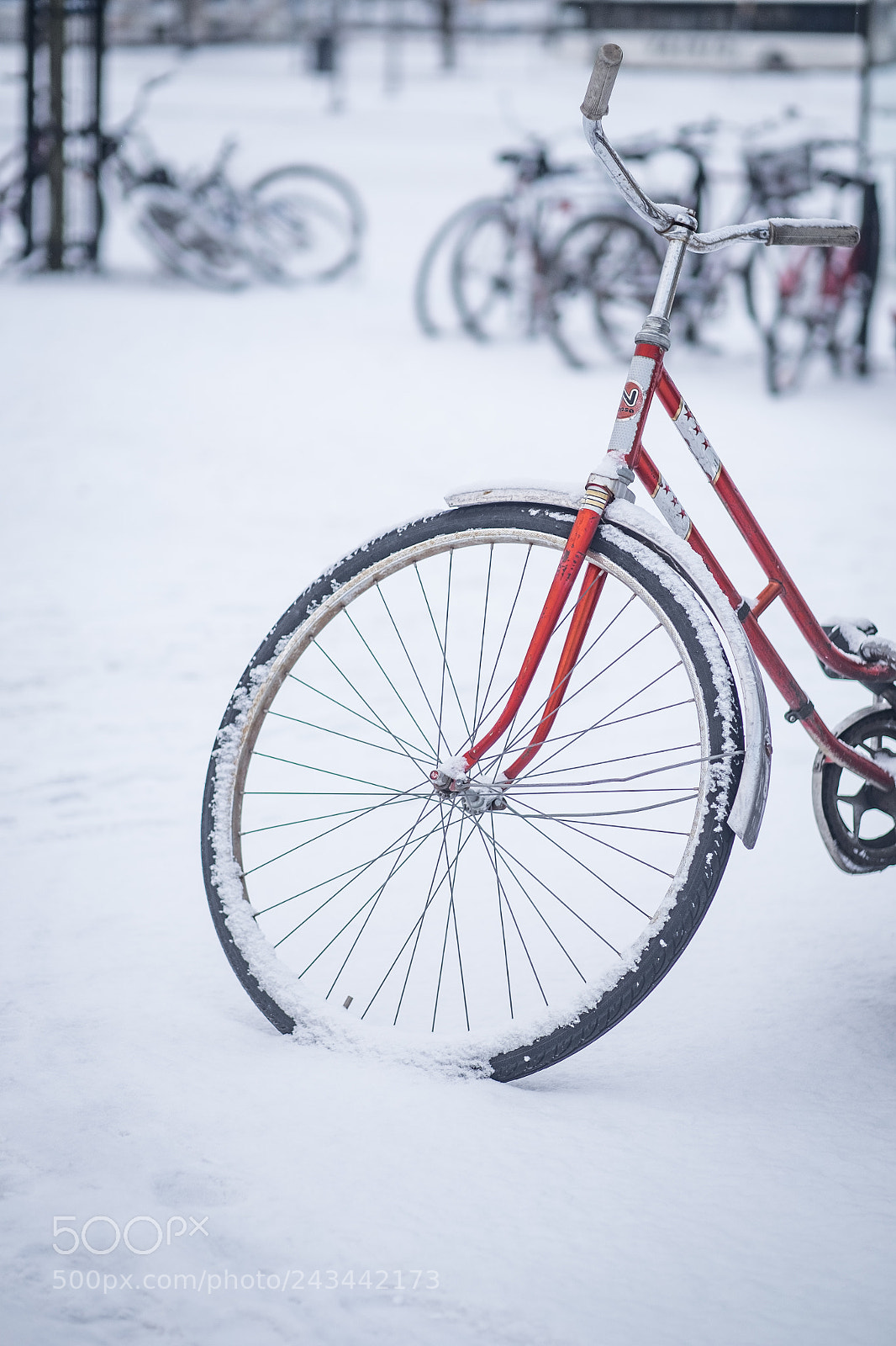 Fujifilm X-T1 sample photo. Winter tire photography