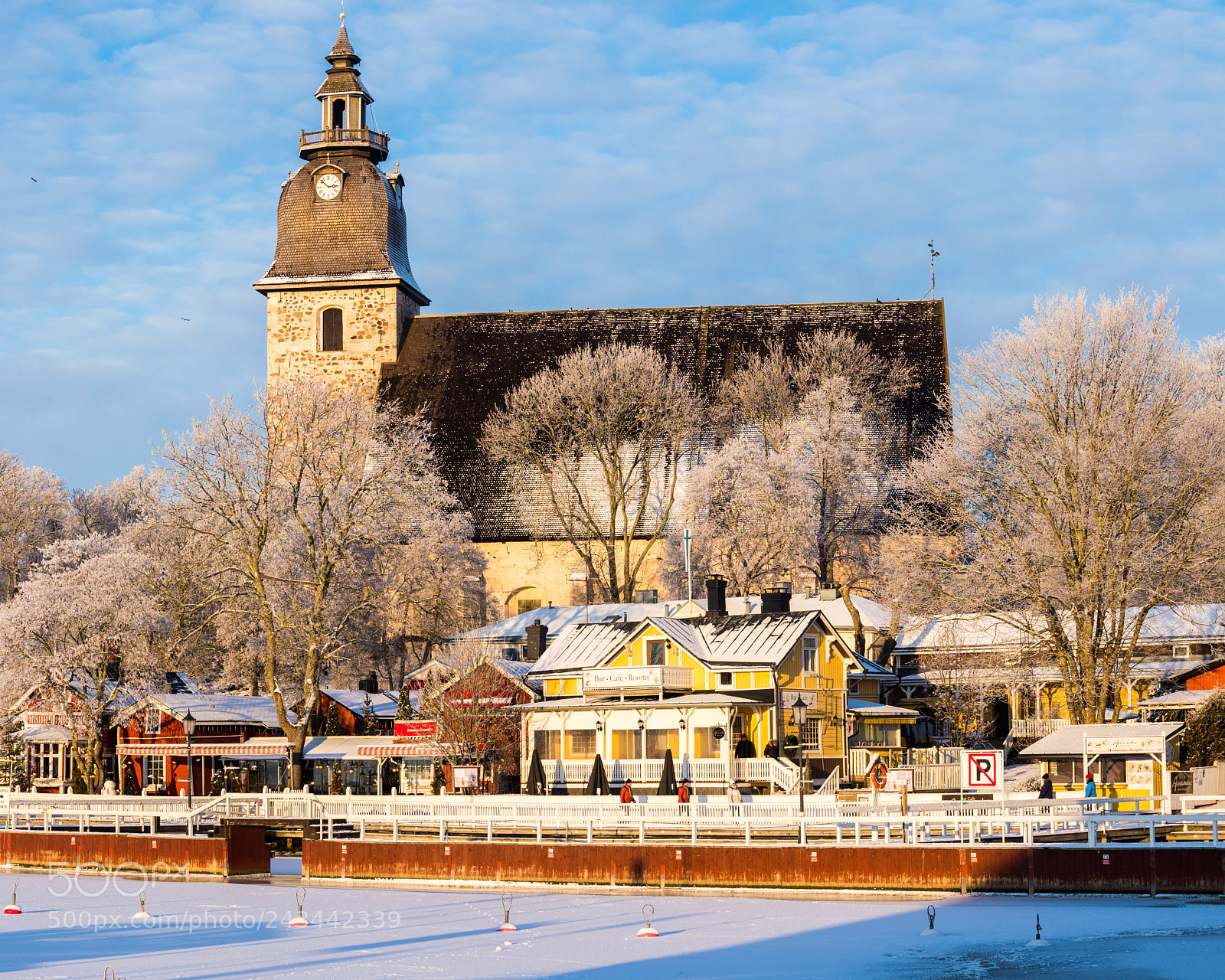 Olympus OM-D E-M1 Mark II sample photo. Naantali church photography