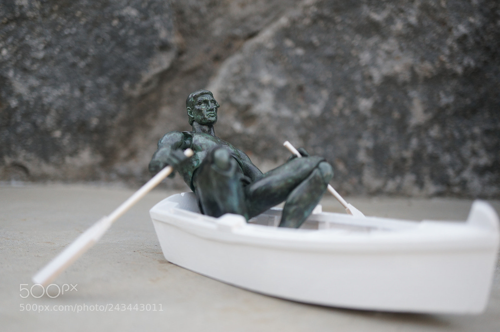 Sony Alpha NEX-6 sample photo. Le penseur en barque photography