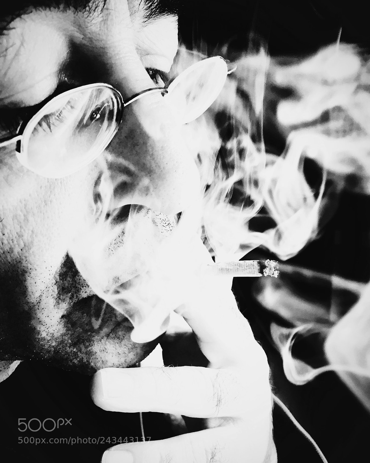 Apple iPhone 6s sample photo. Smoke photography