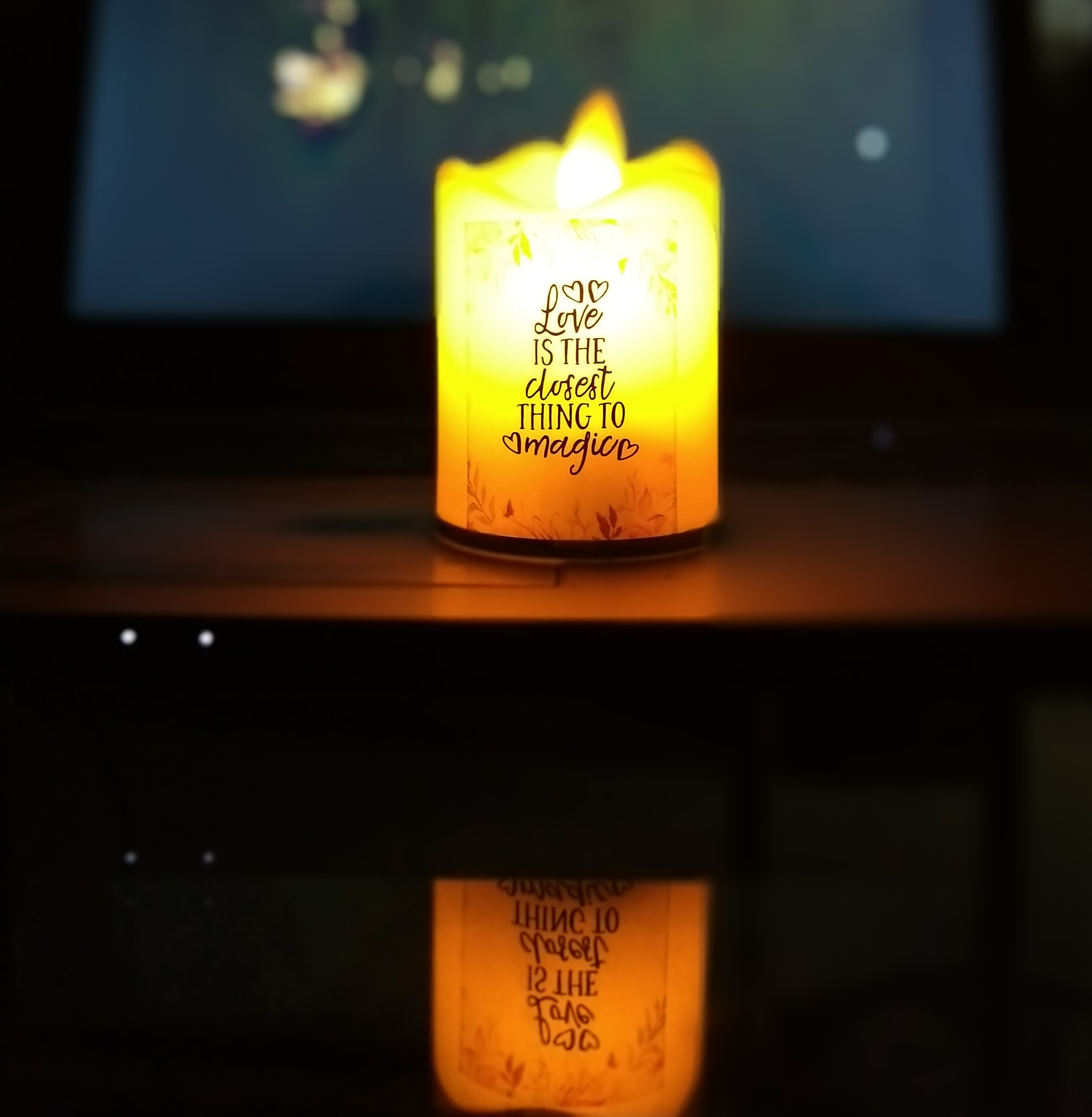 Motorola moto x4 sample photo. Love light photography