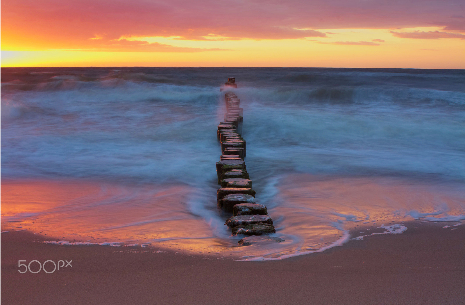 Canon EF 35-80mm f/4-5.6 sample photo. Baltic sea photography