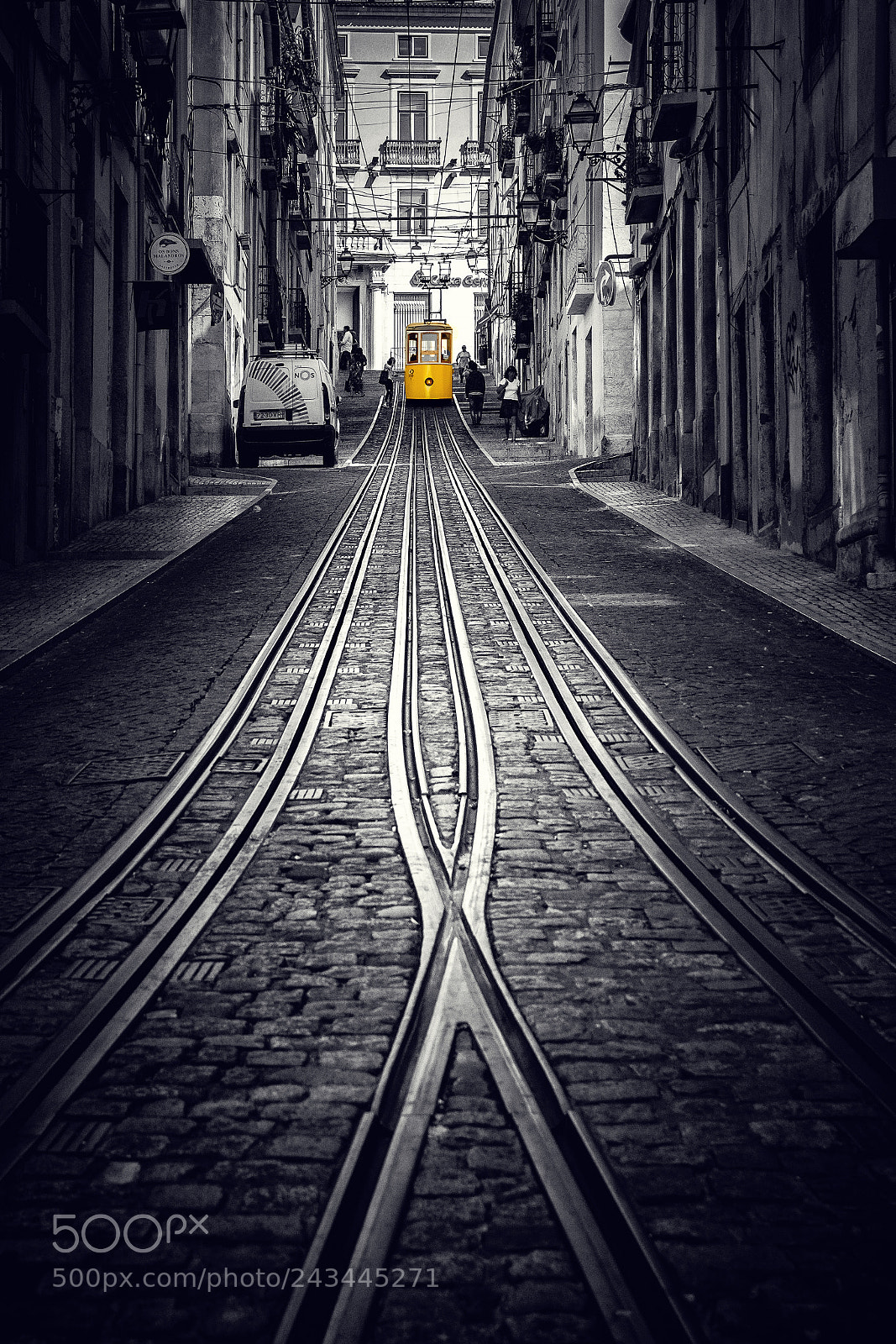 Nikon D7100 sample photo. Lisbon tram photography