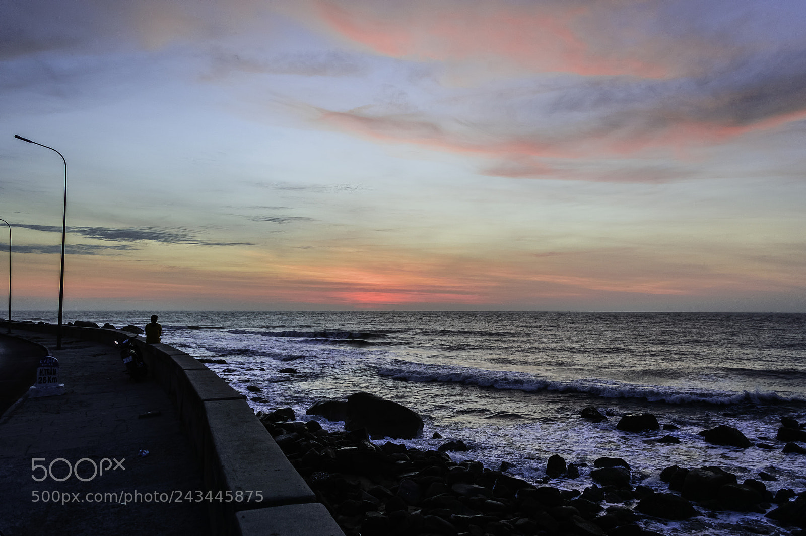Nikon D3200 sample photo. Waiting alone4 photography