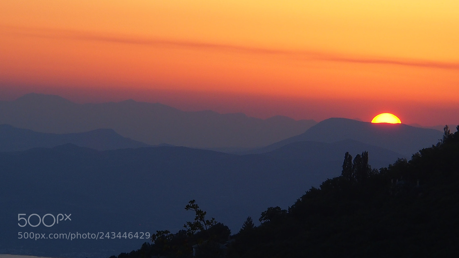 Olympus OM-D E-M5 sample photo. Sunset at the mountains photography