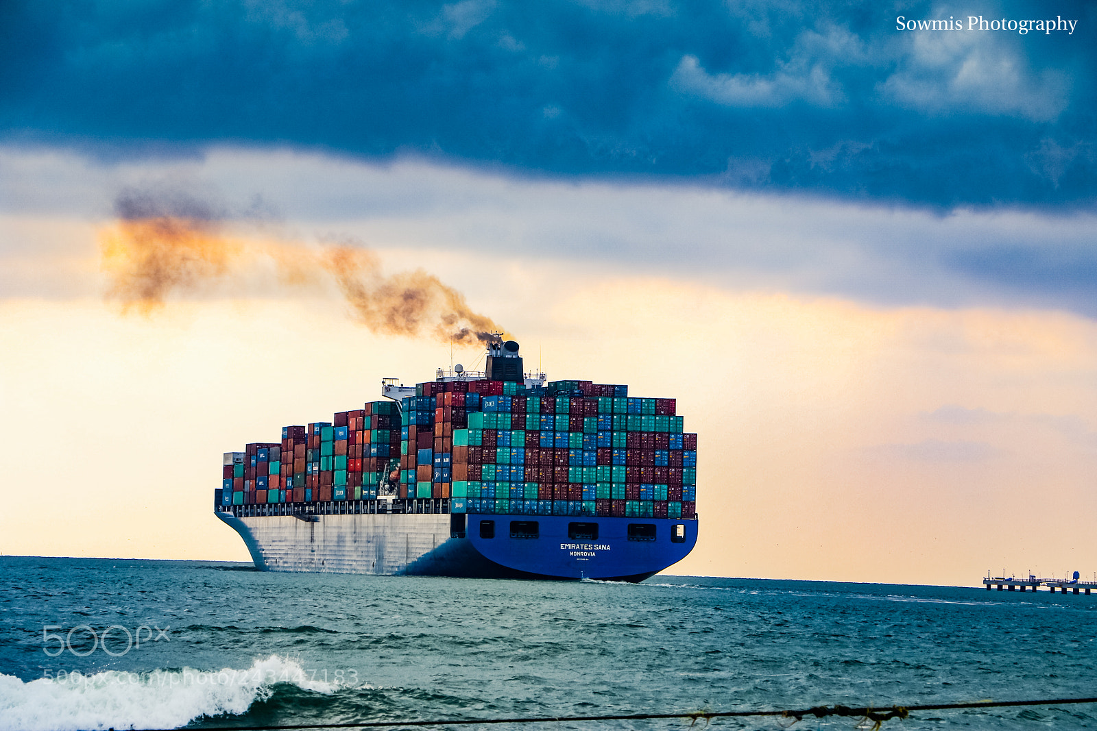 Canon EOS 7D Mark II sample photo. A container cargo ship. photography