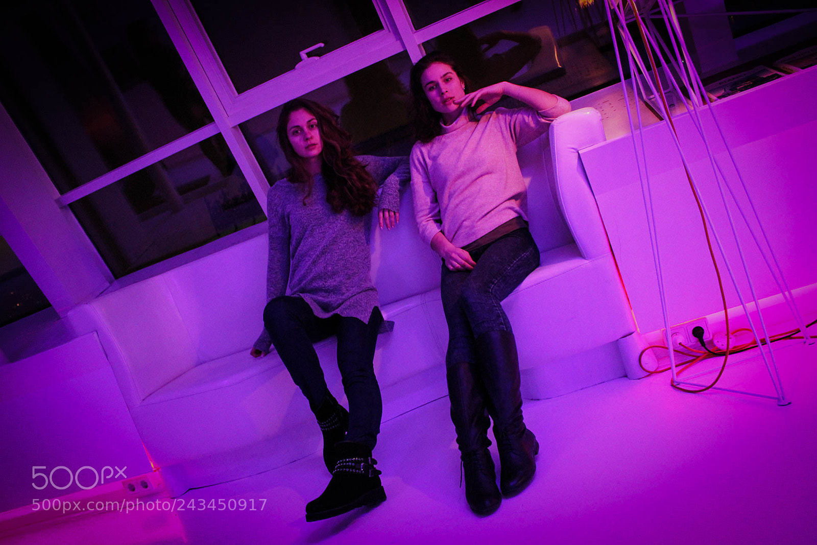Canon EOS 550D (EOS Rebel T2i / EOS Kiss X4) sample photo. Pink lights photography