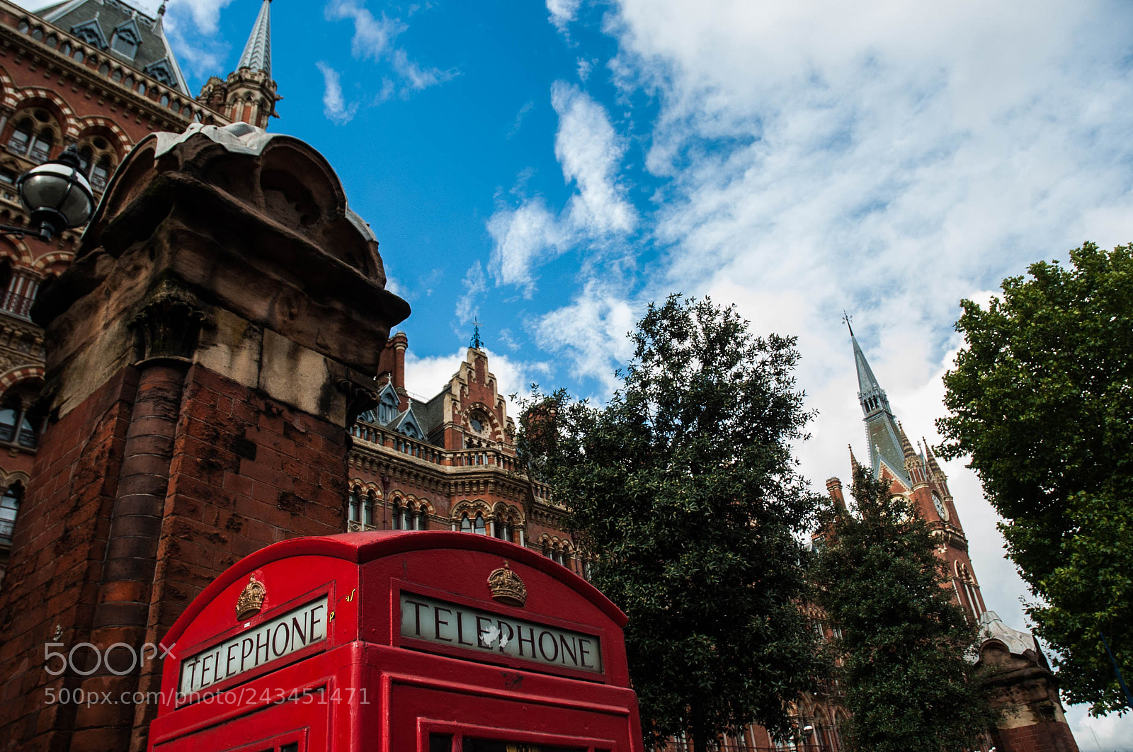 Nikon D700 sample photo. Saint pancras station photography