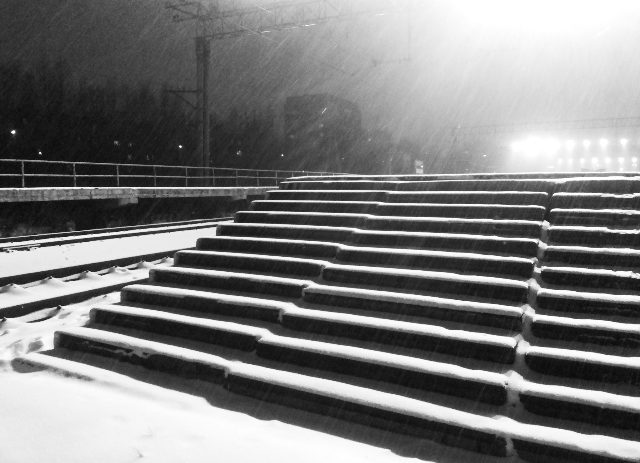 Samsung Galaxy Grand Duos sample photo. The platform in the snow photography