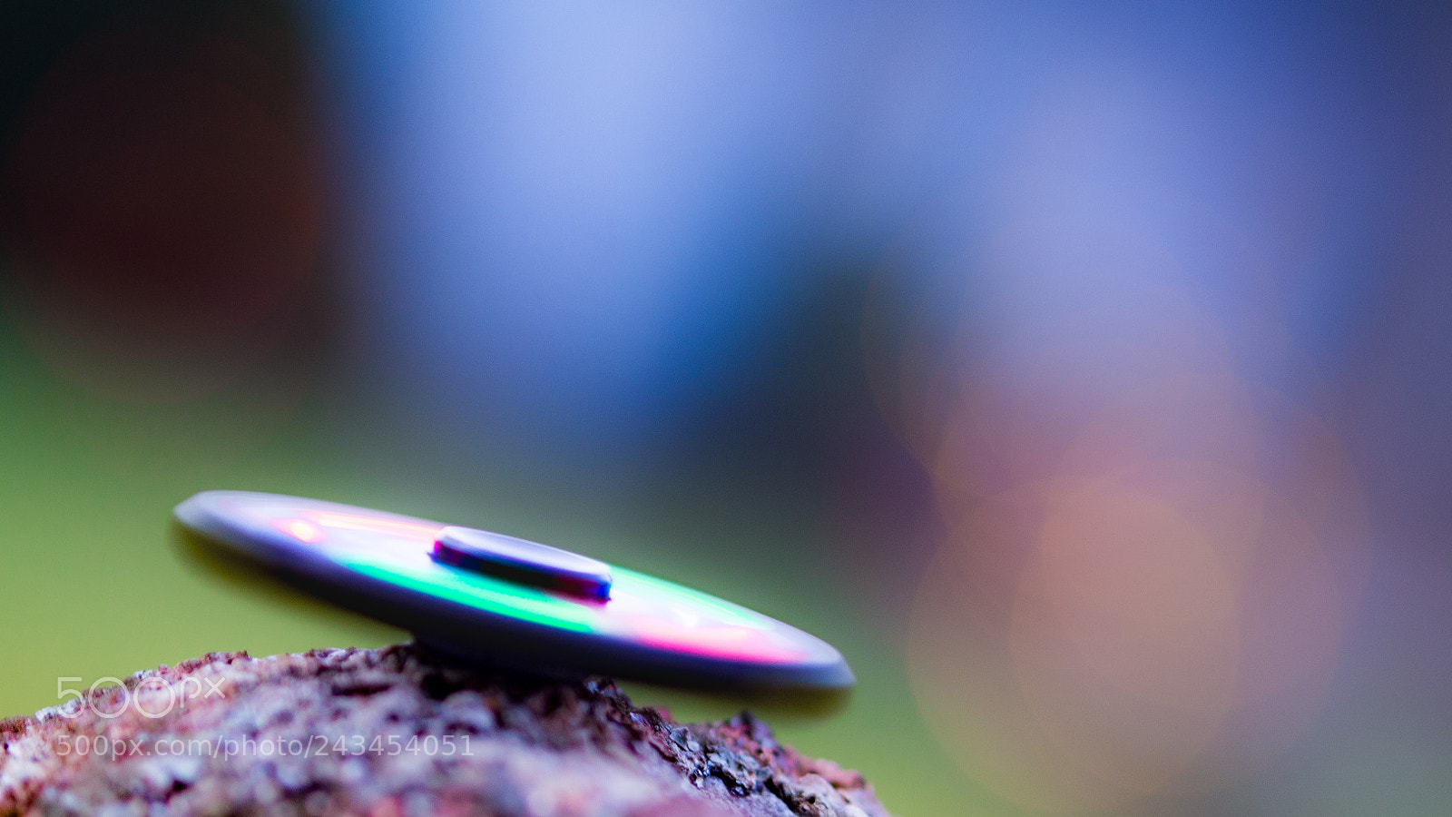 Olympus OM-D E-M5 sample photo. Fidget spinner photography