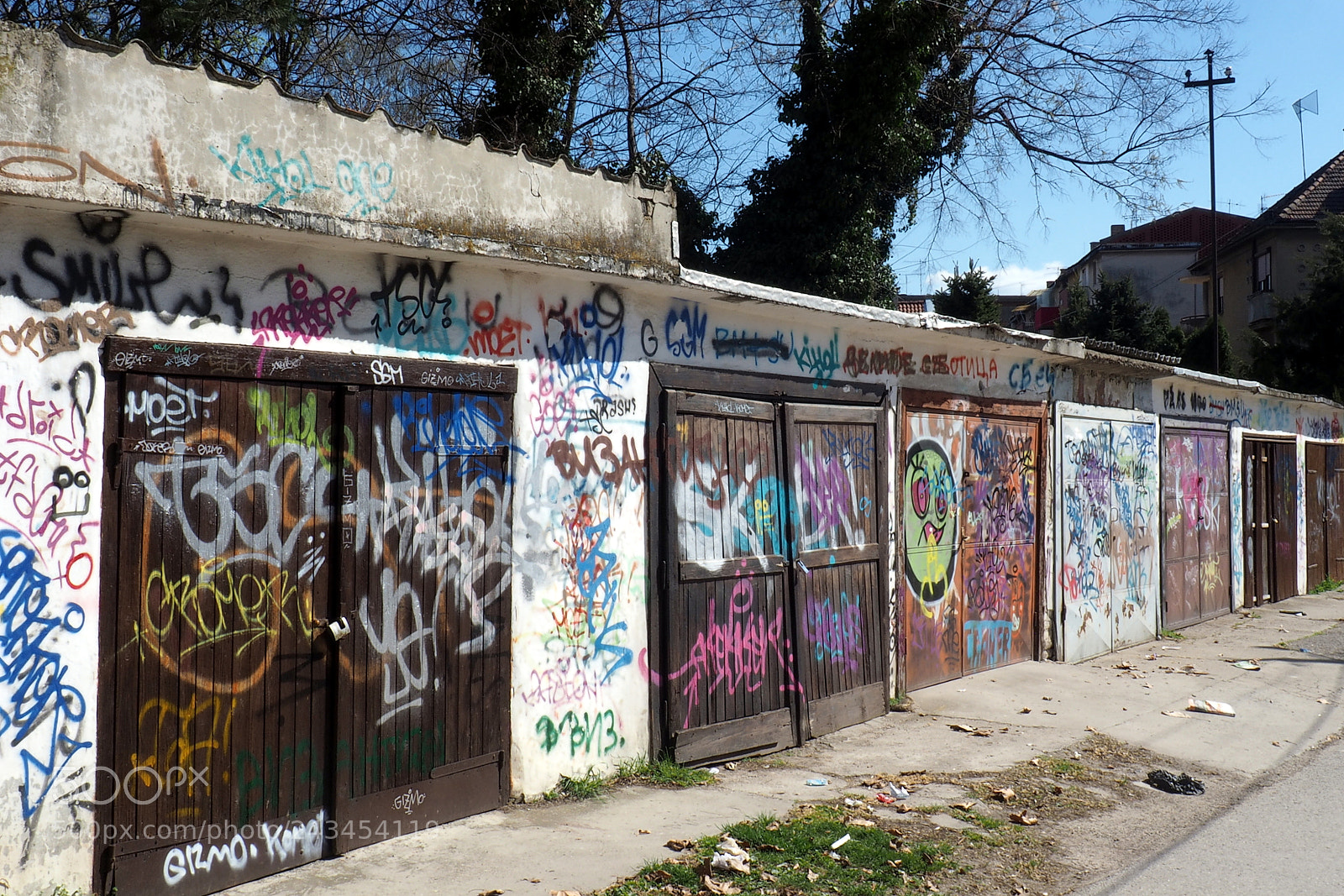 Olympus OM-D E-M10 sample photo. Graffiti photography