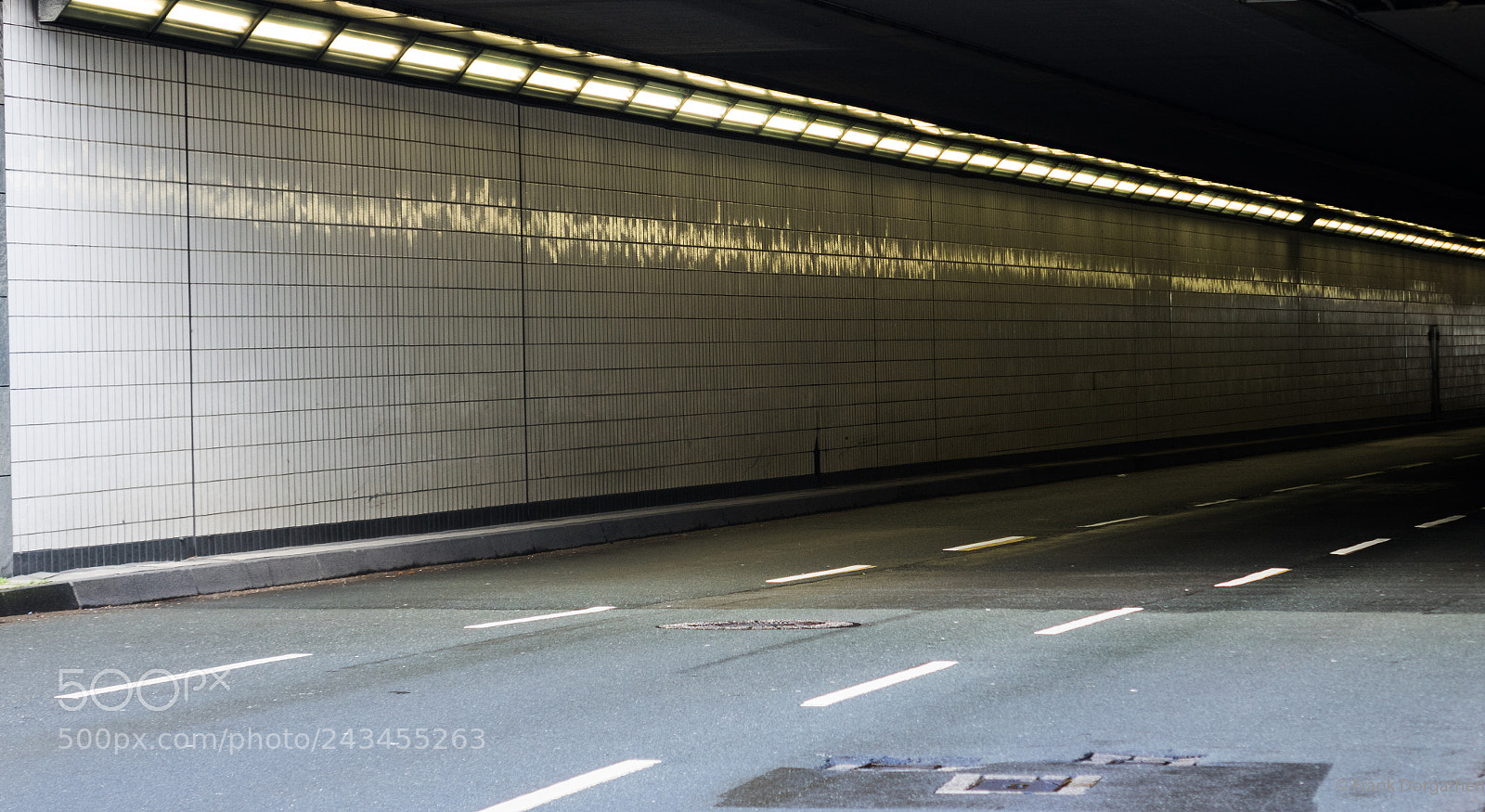 Sony Cyber-shot DSC-RX10 II sample photo. Tunnel photography