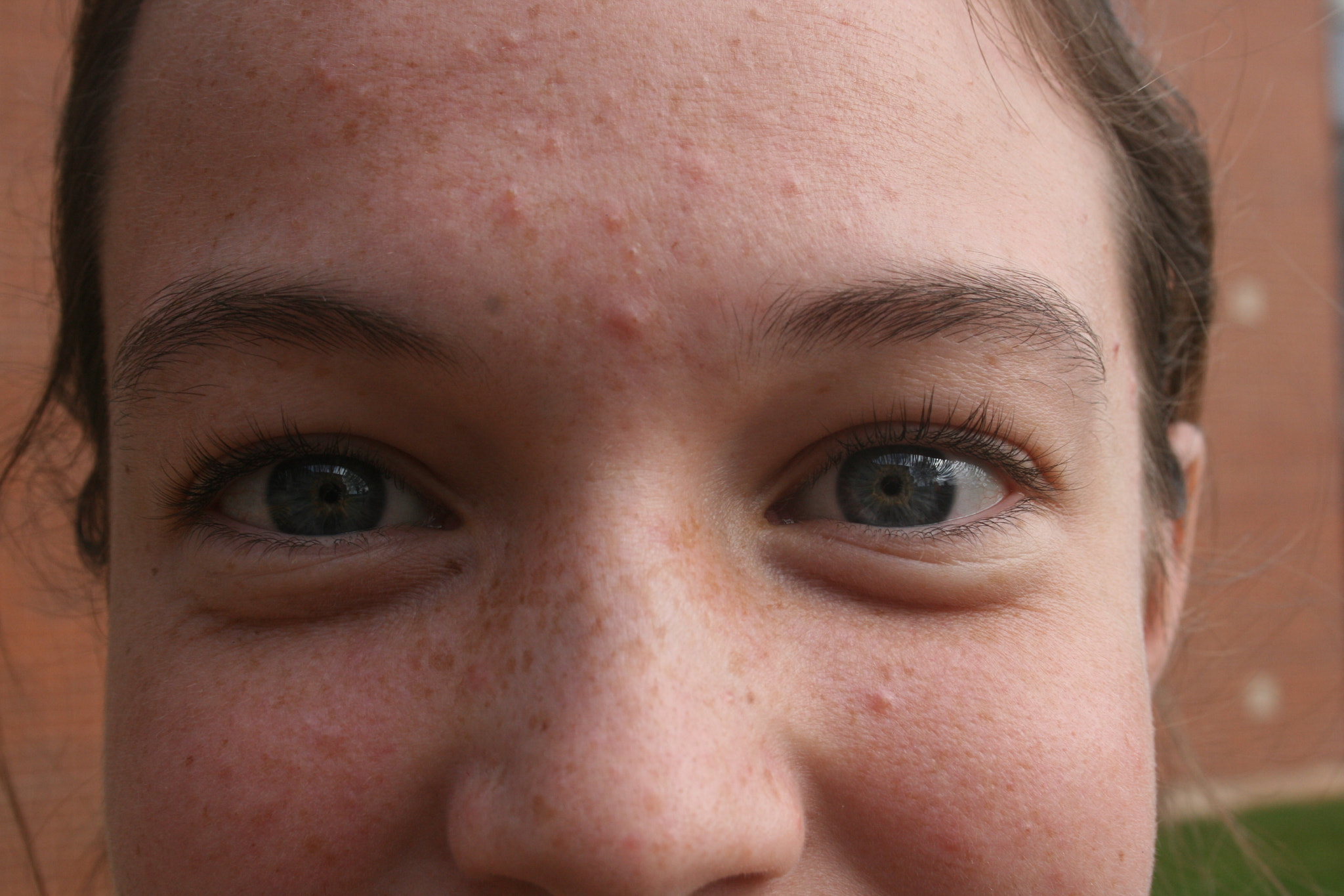 Canon EOS 400D (EOS Digital Rebel XTi / EOS Kiss Digital X) sample photo. Sams eye outside photography